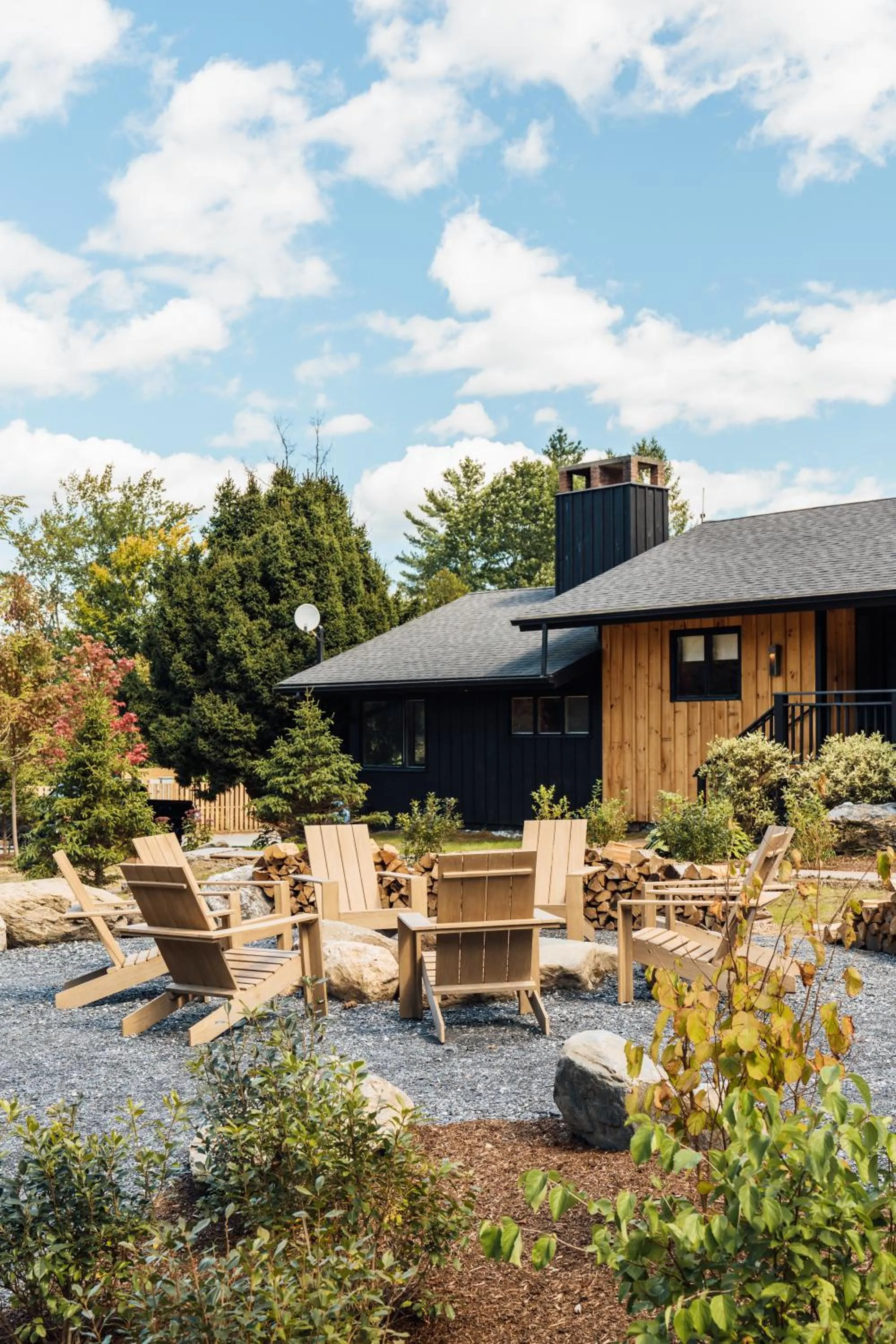 Area and facilities in AWOL Stowe