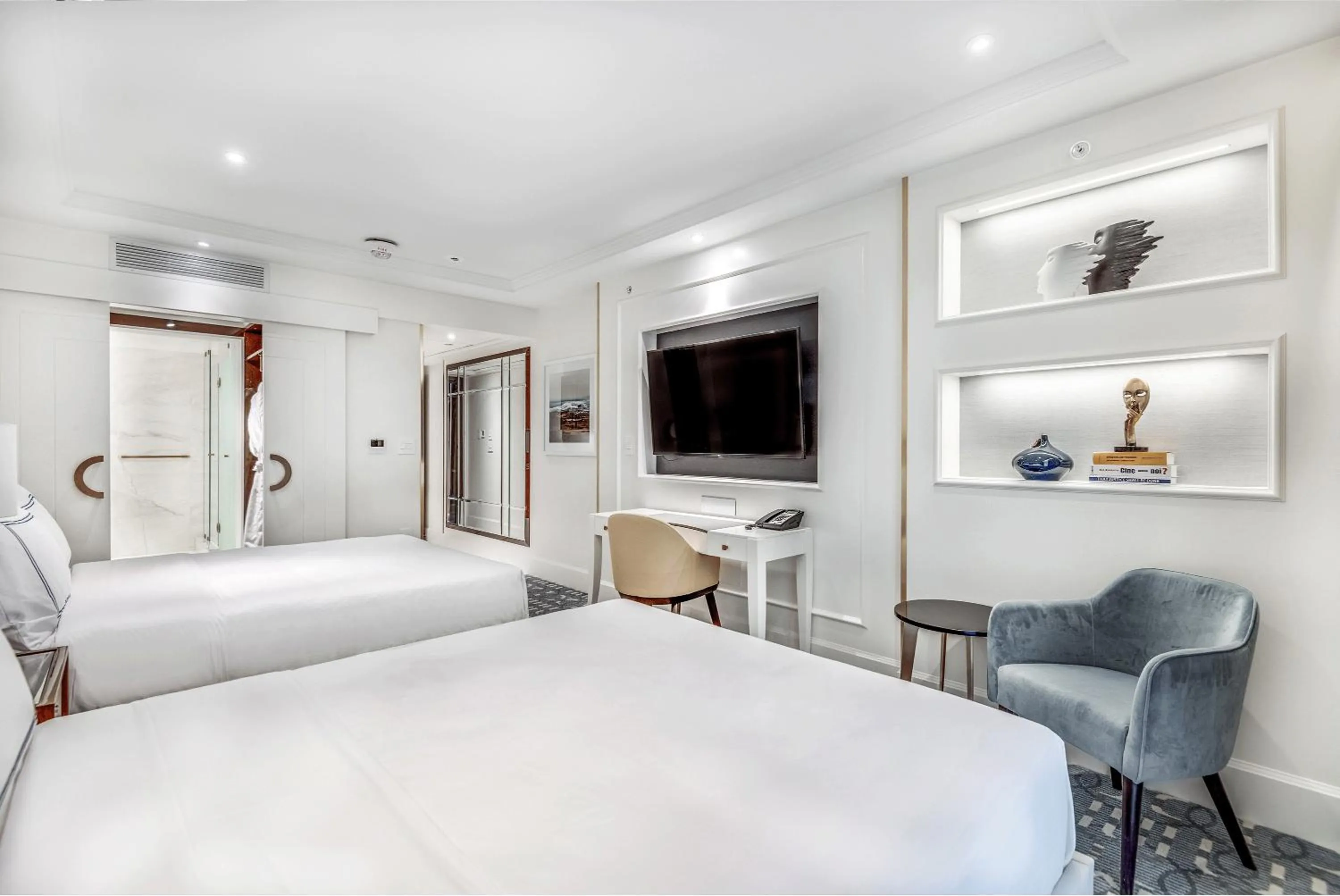 Bed in AZUR Legacy Collection Hotel