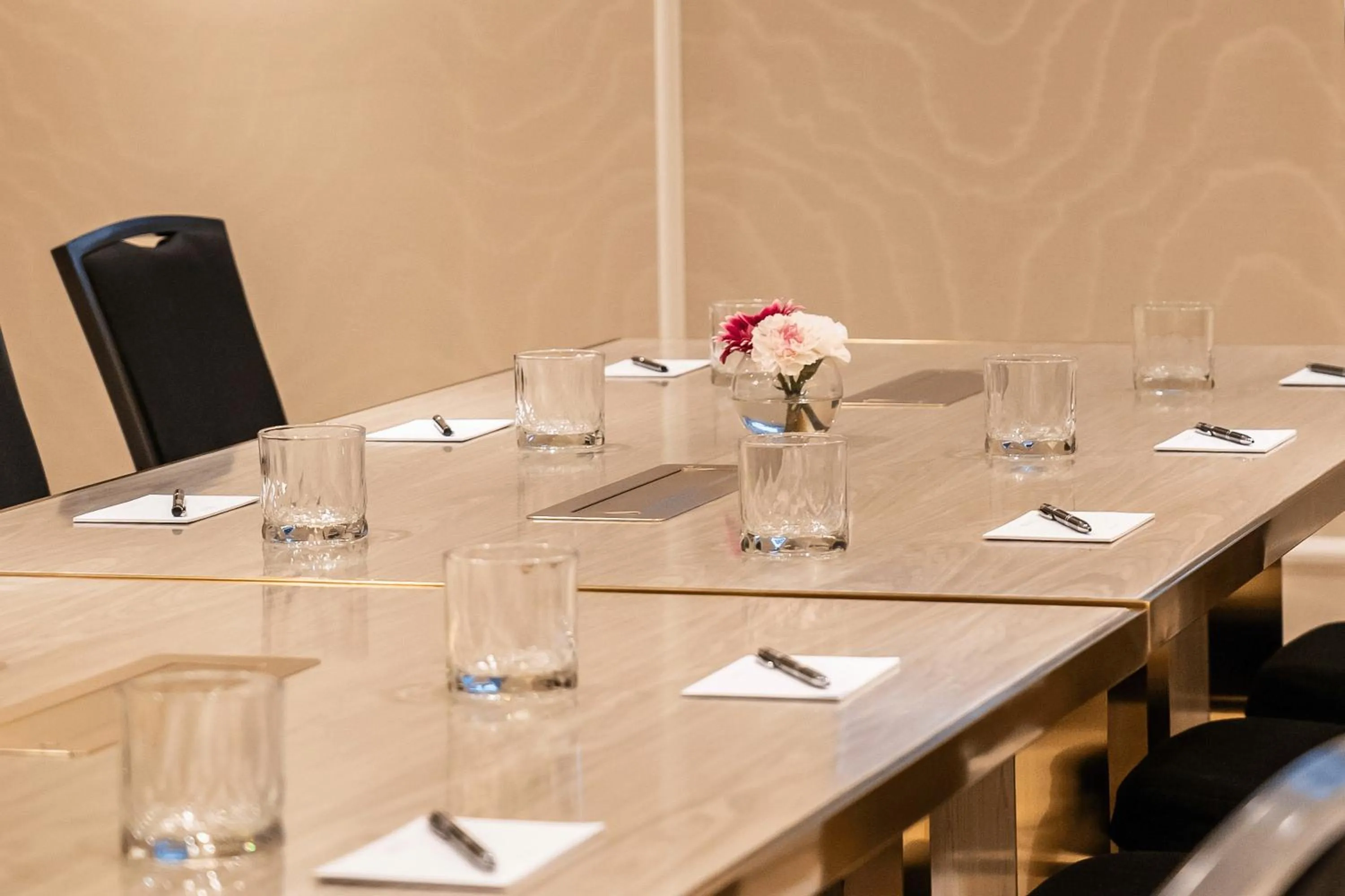 Meeting/conference room in AZUR Legacy Collection Hotel