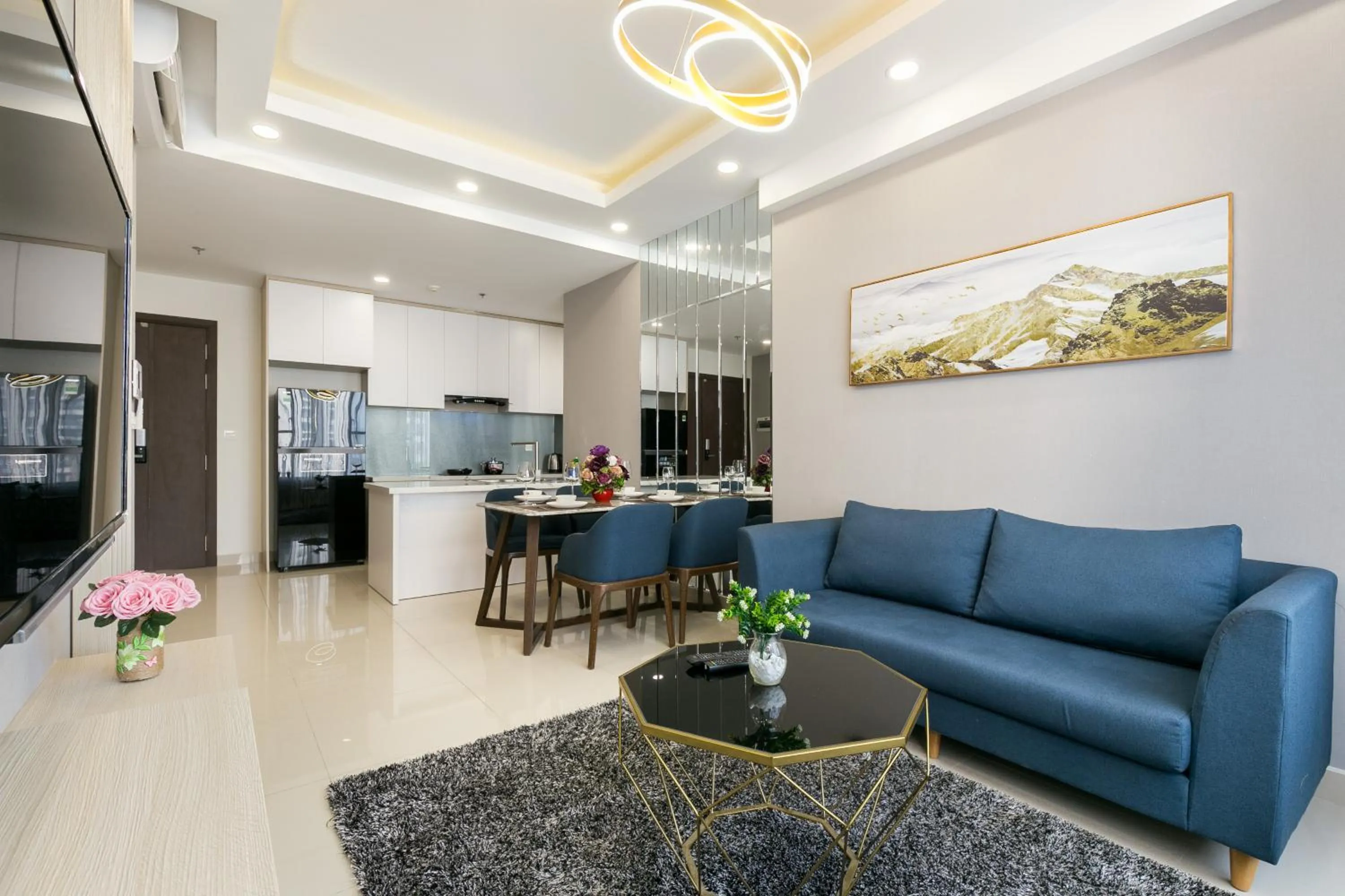 YO's Homes Rivergate Apartment Infinity Pool Near District 1