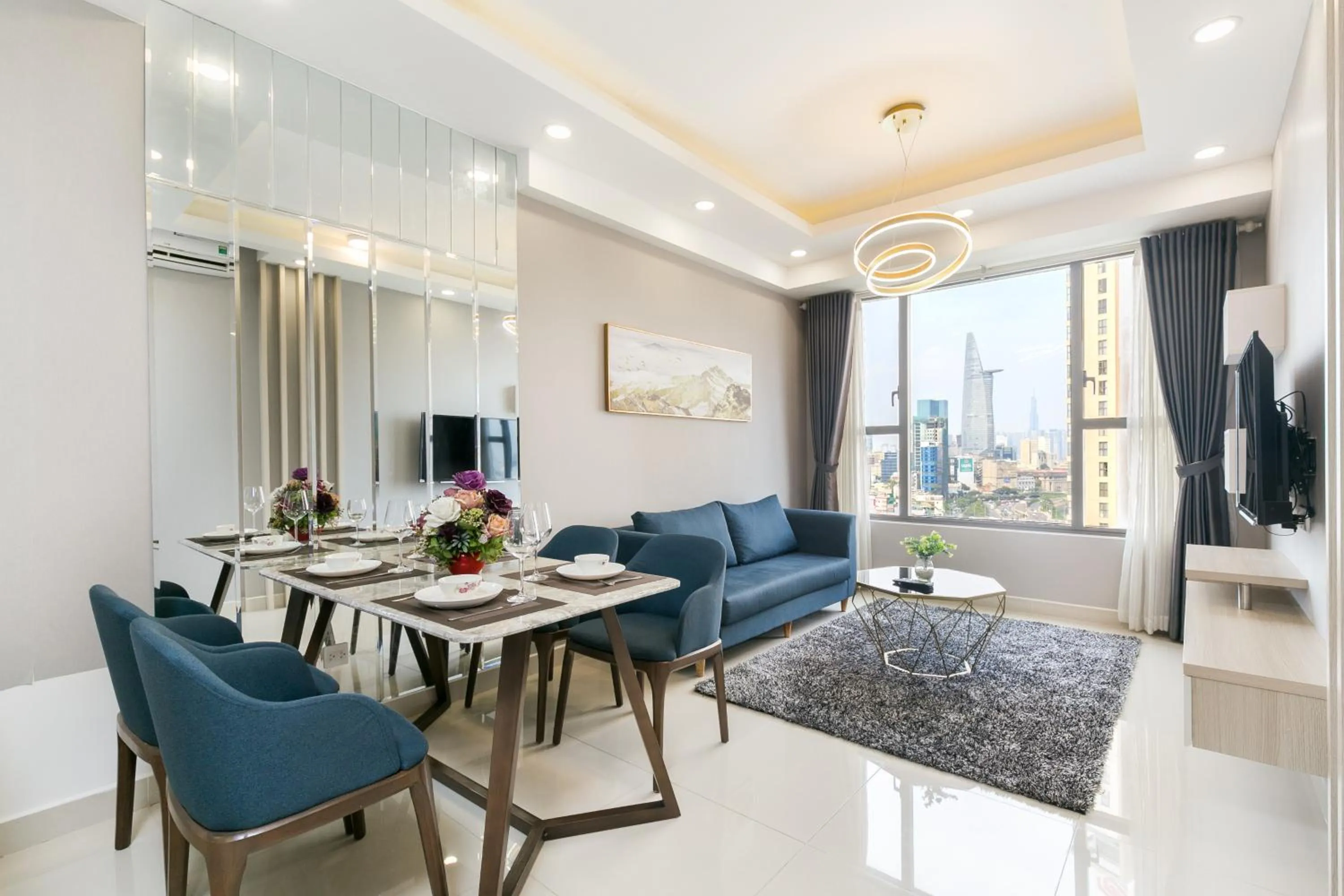 YO's Homes Rivergate Apartment Infinity Pool Near District 1