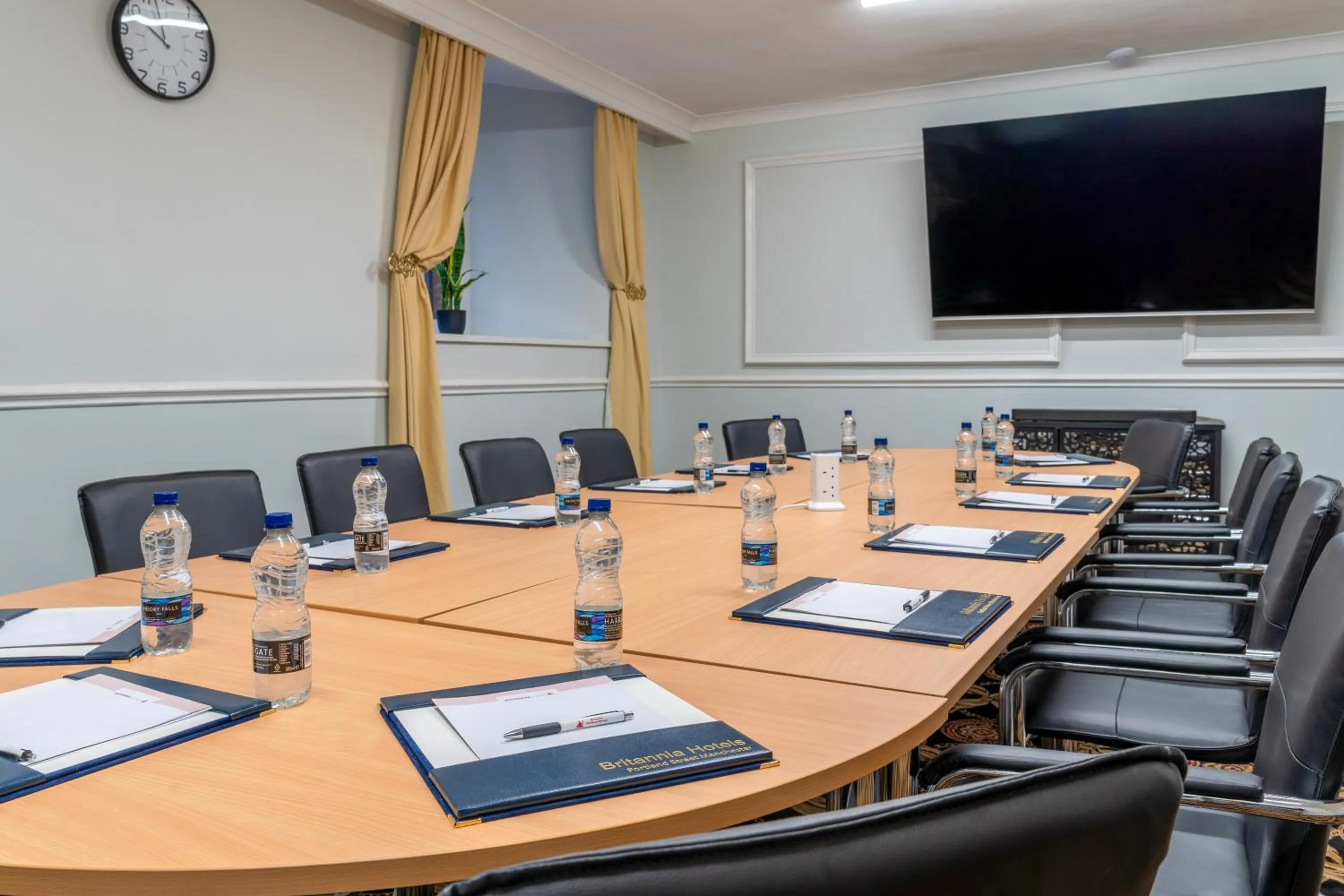 Meeting/conference room in Britannia Hotel City Centre Manchester