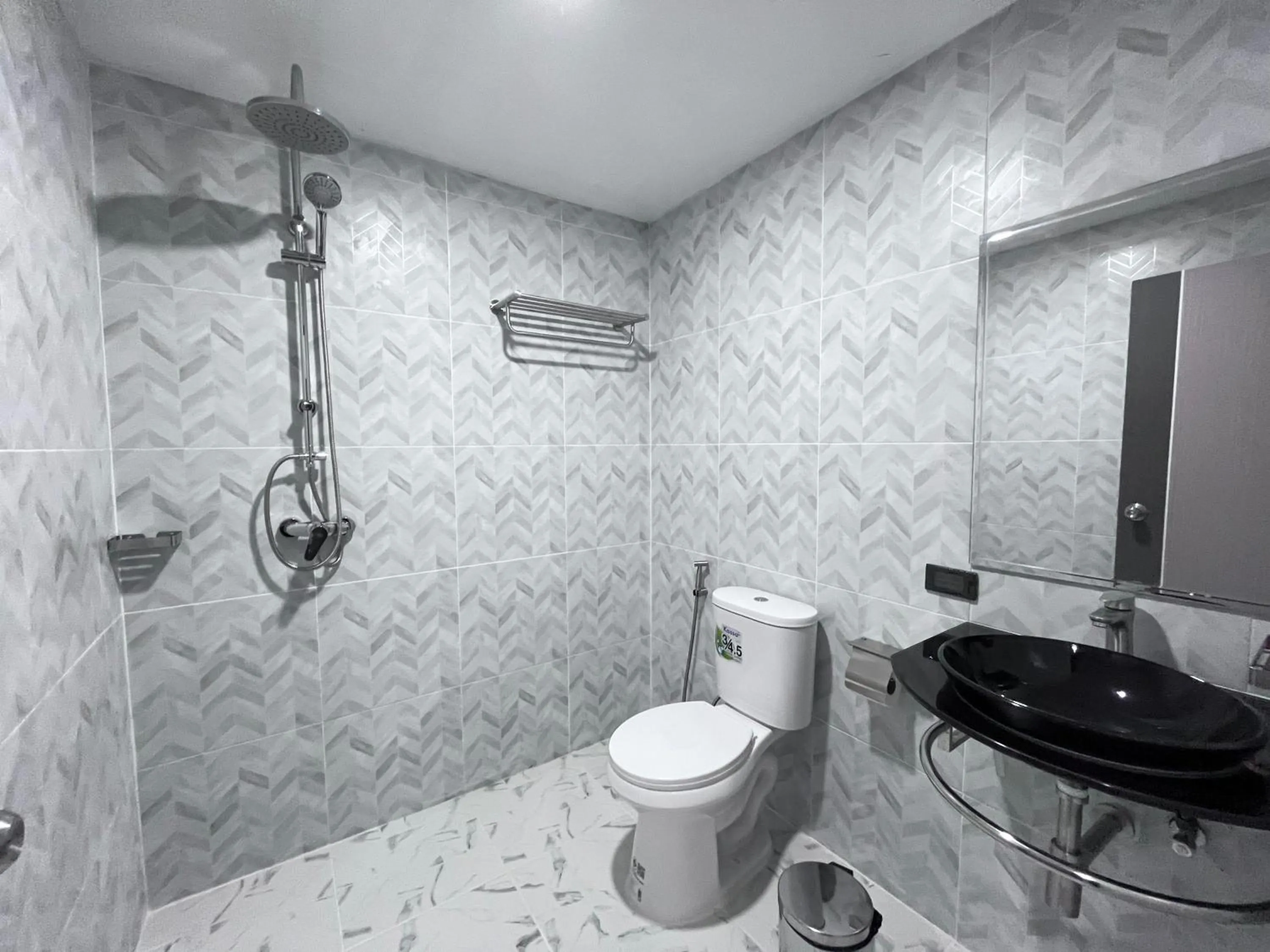 Toilet in Cocoon APK Resort & Spa