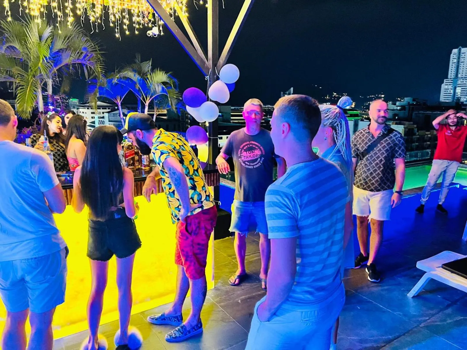 Lounge or bar in Cocoon APK Resort & Spa