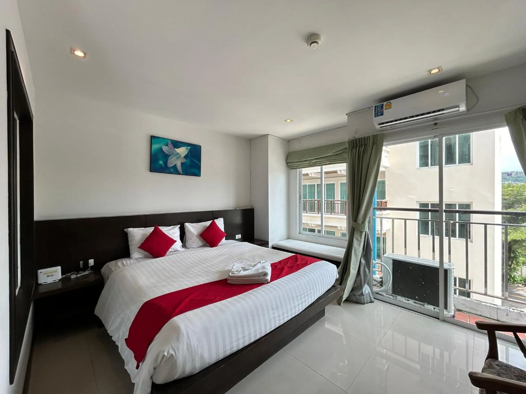Bedroom, Bed in Cocoon APK Resort & Spa