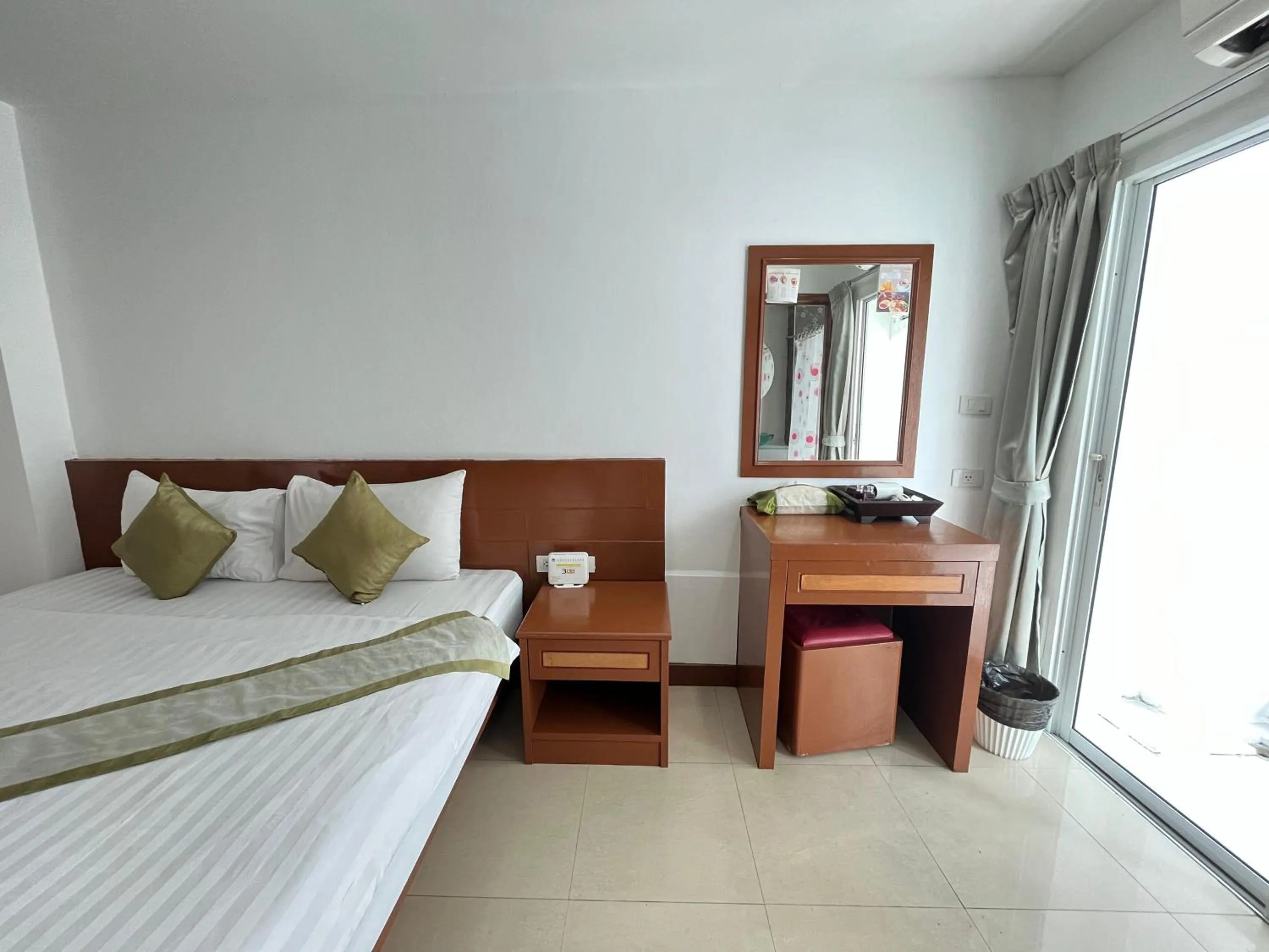 Bedroom, Bed in Cocoon APK Resort & Spa