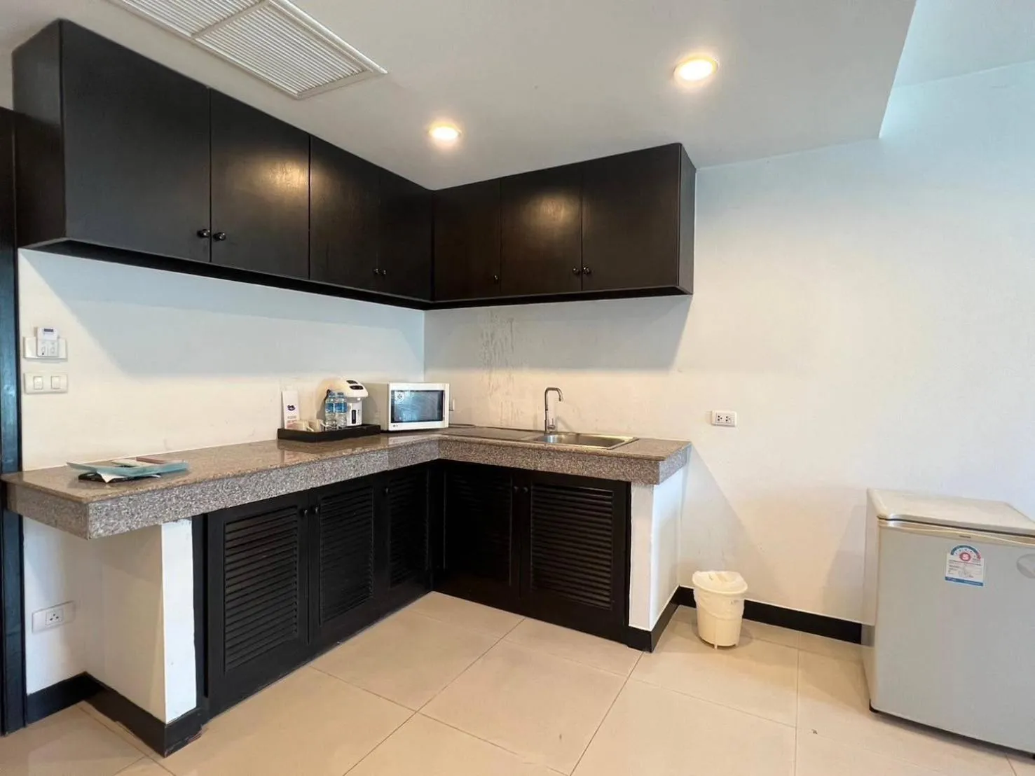 Kitchen or kitchenette in Cocoon APK Resort & Spa