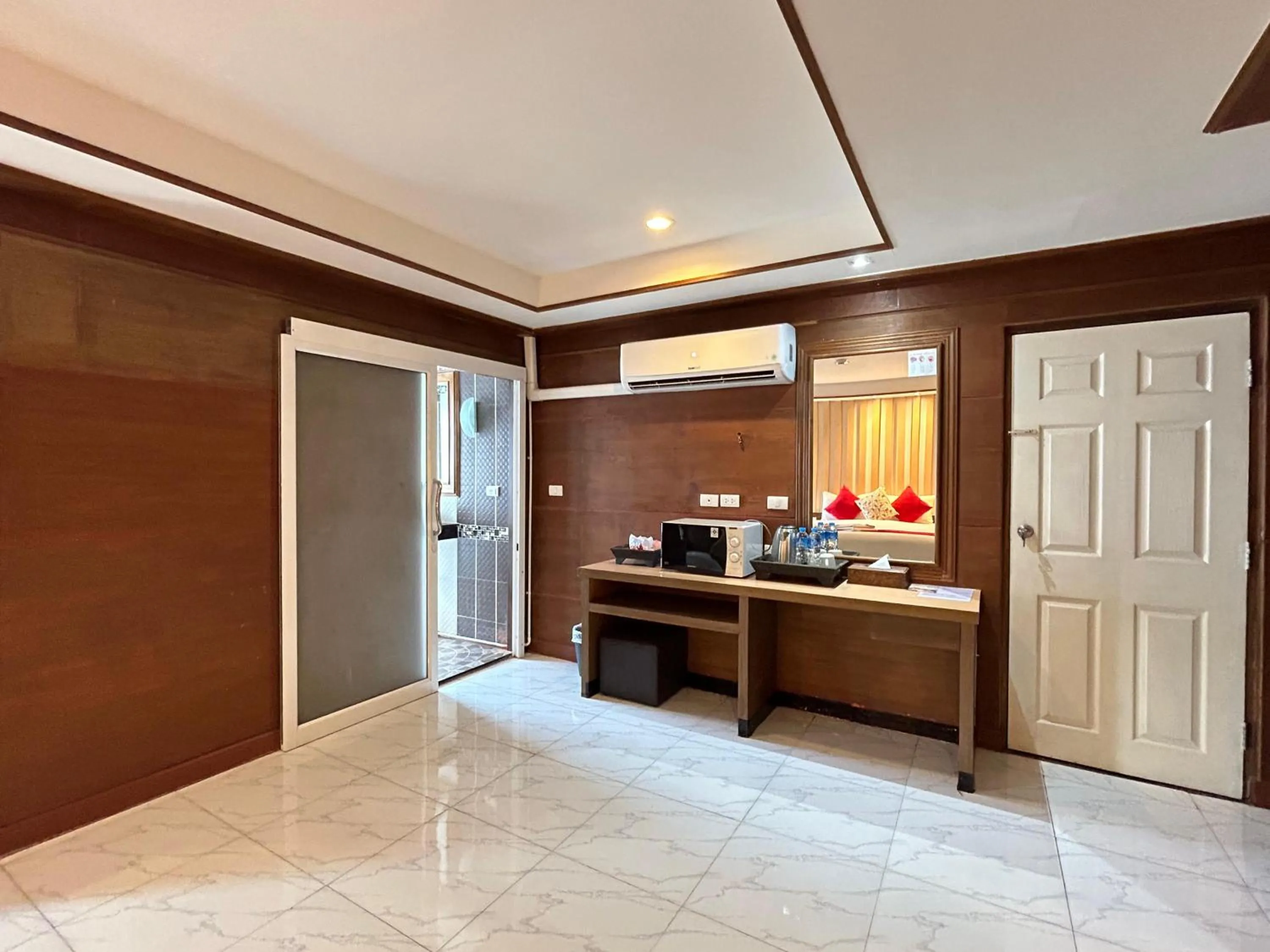 Bedroom in Cocoon APK Resort & Spa