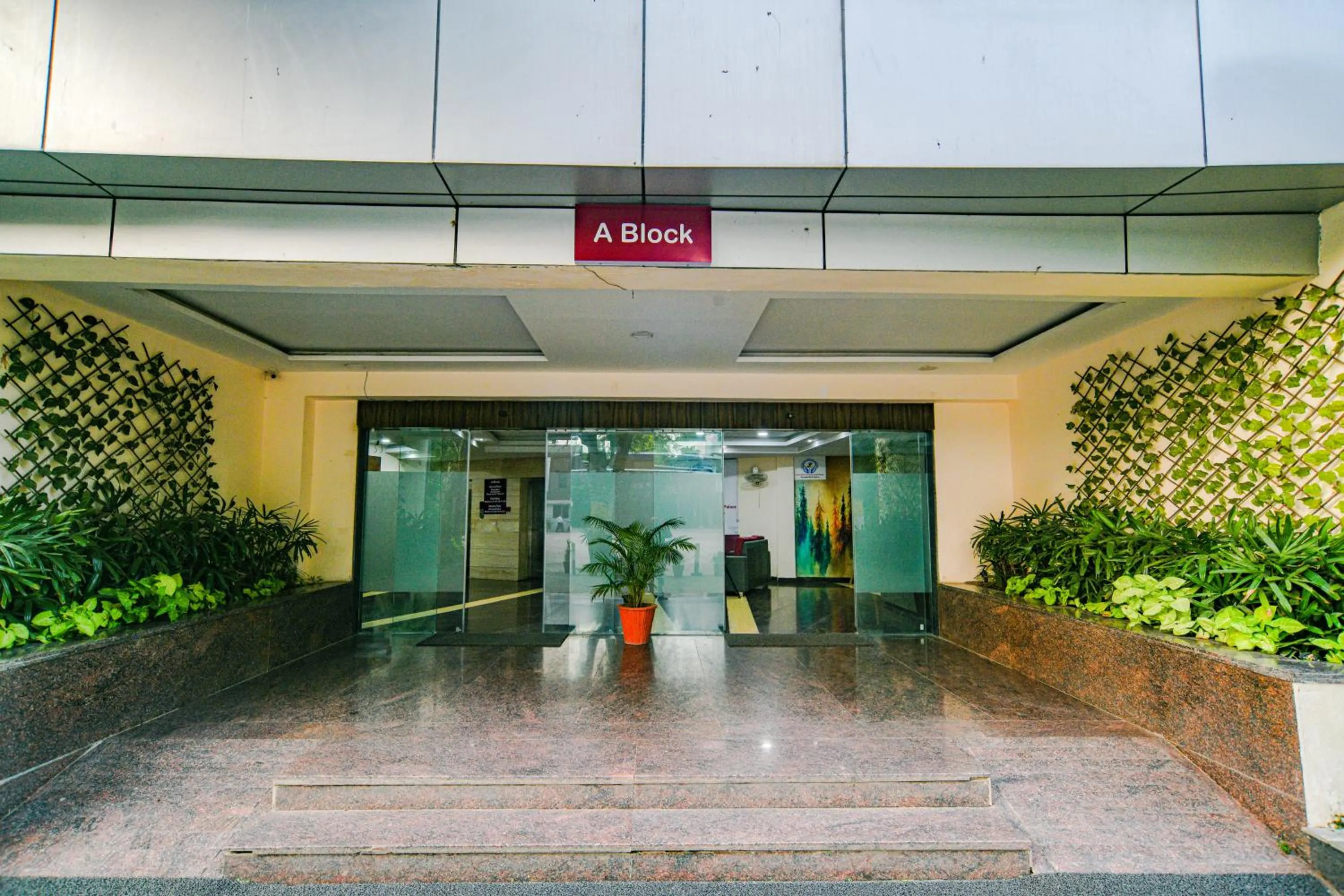 Hotel Shri Ramkrishna Bagh Palace by M Square