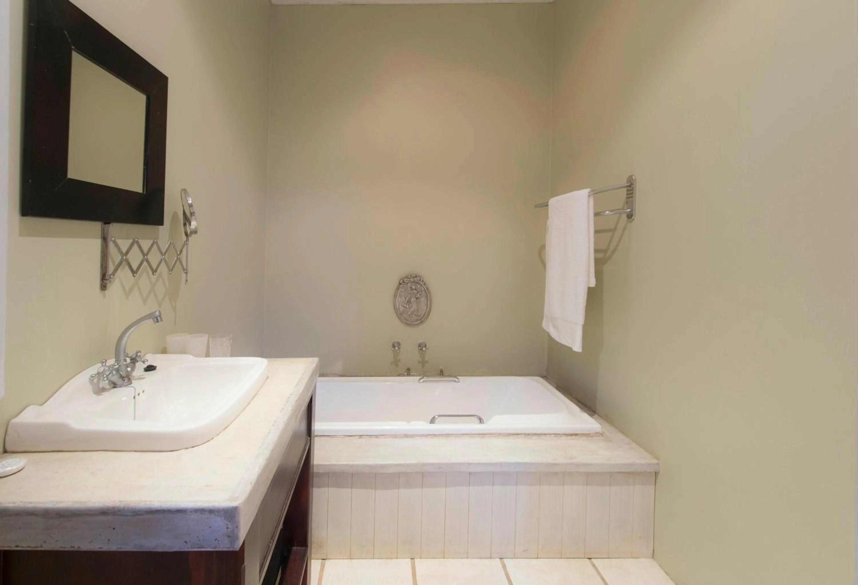 Bed in Lemon Tree B&B