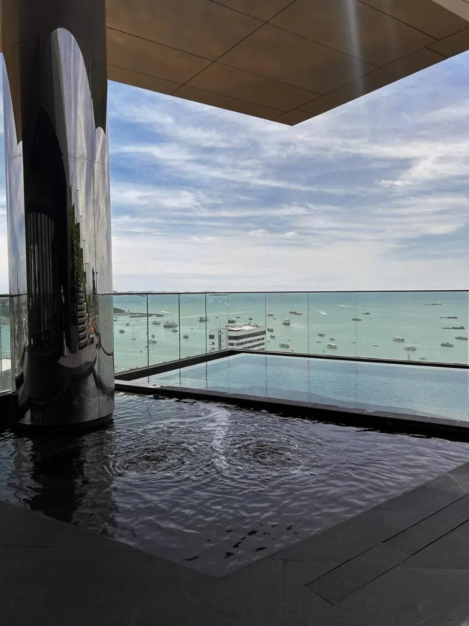 Day in EDGE Central Pattaya