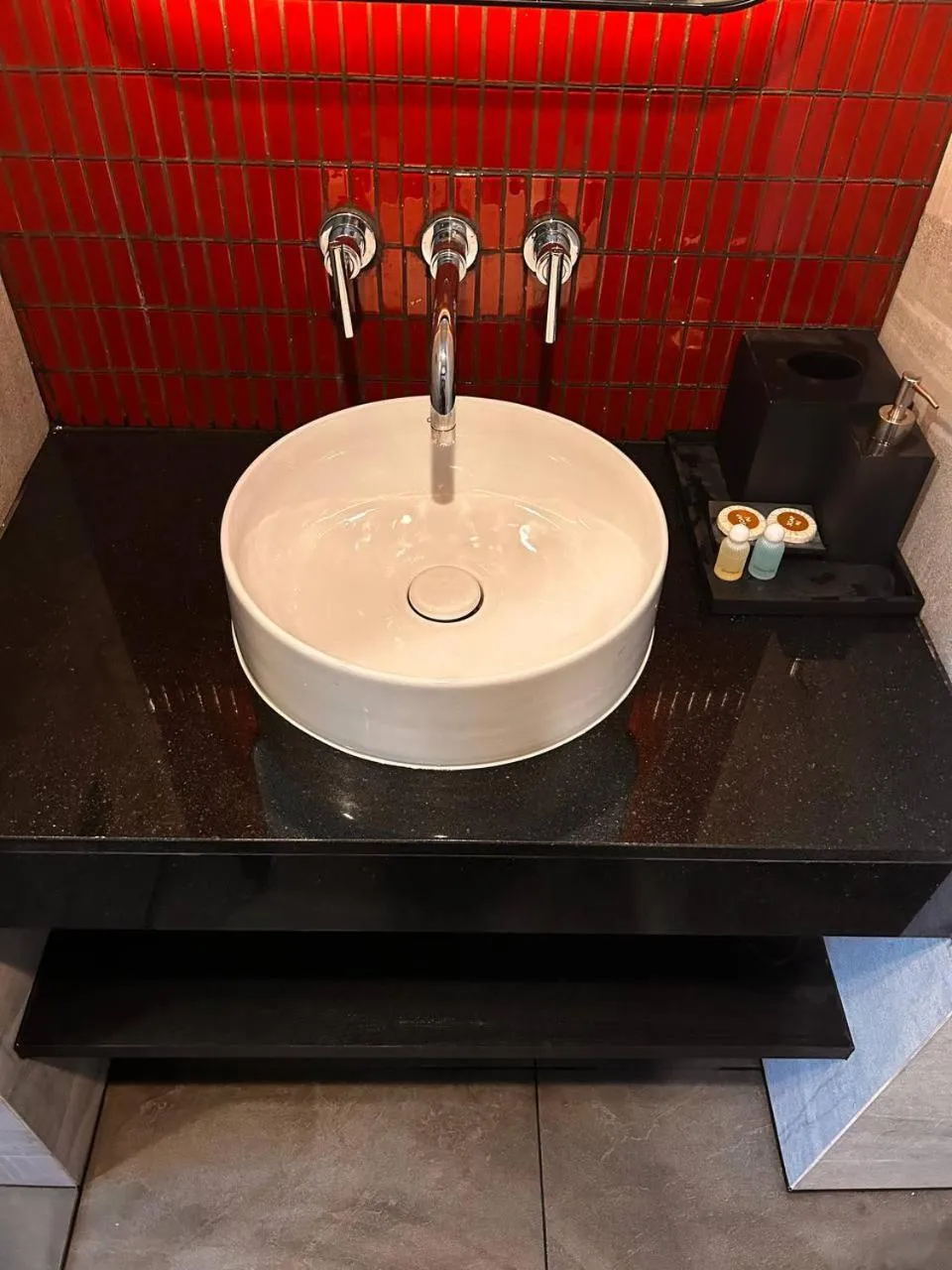 Bathroom in EDGE Central Pattaya