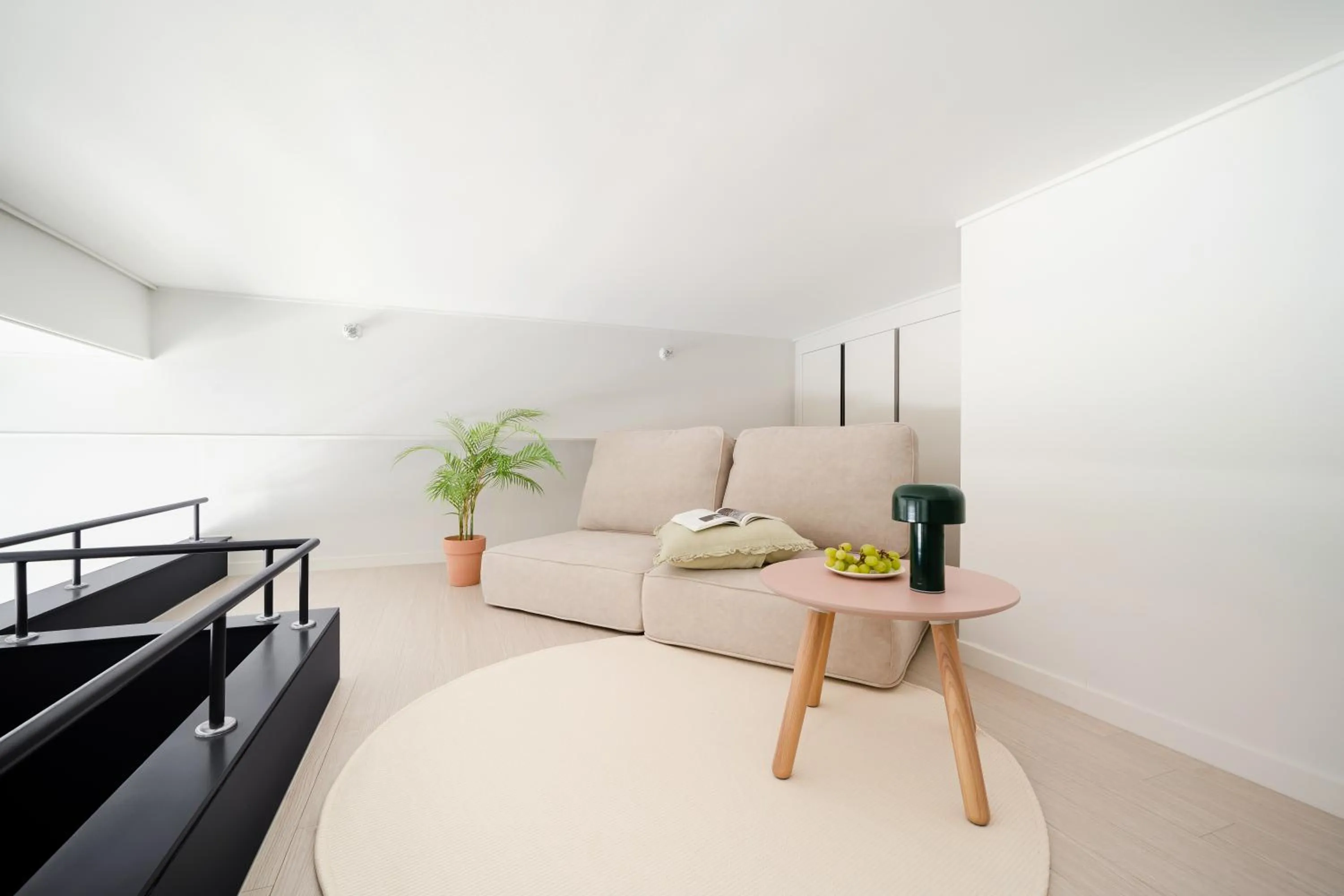 Seating area in Le collective Siheung Wavepark