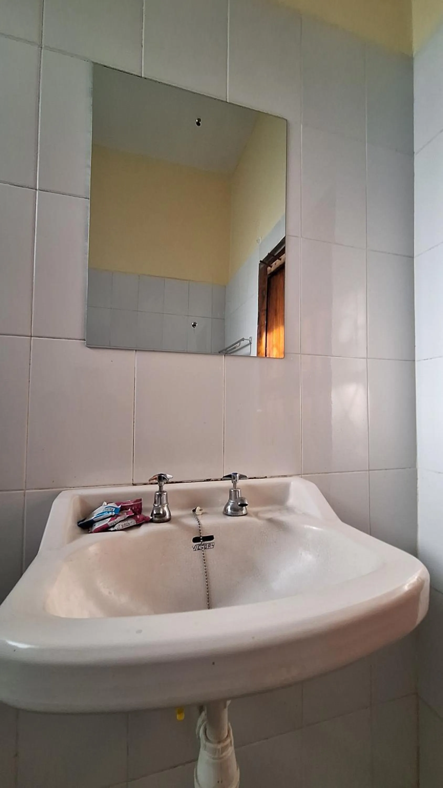 Bathroom in Hill View Garden Hotel