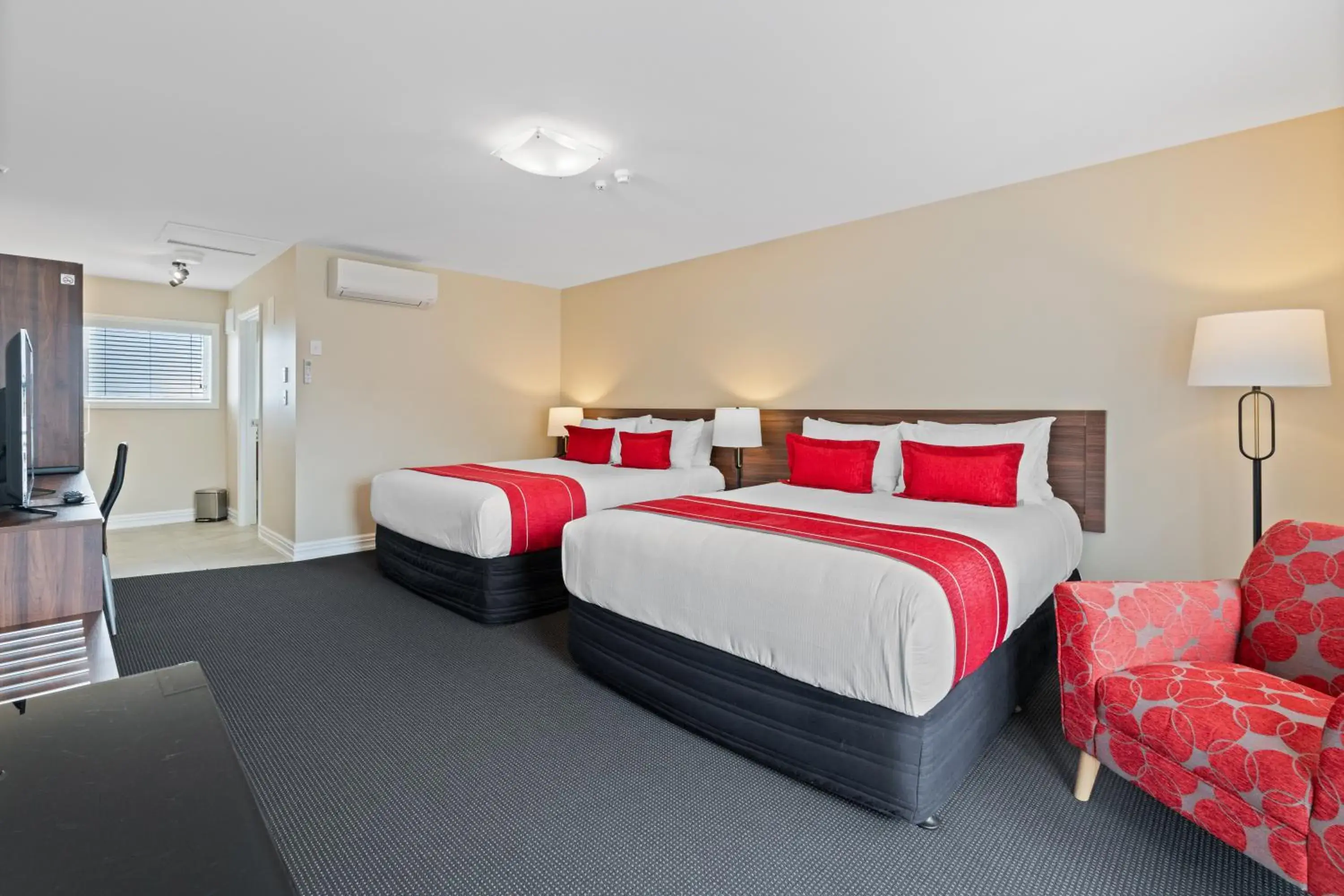 Superior Queen Room with Two Queen Beds in Newina Rotorua Superior Queen Room with Two Queen Beds in Newina Rotorua