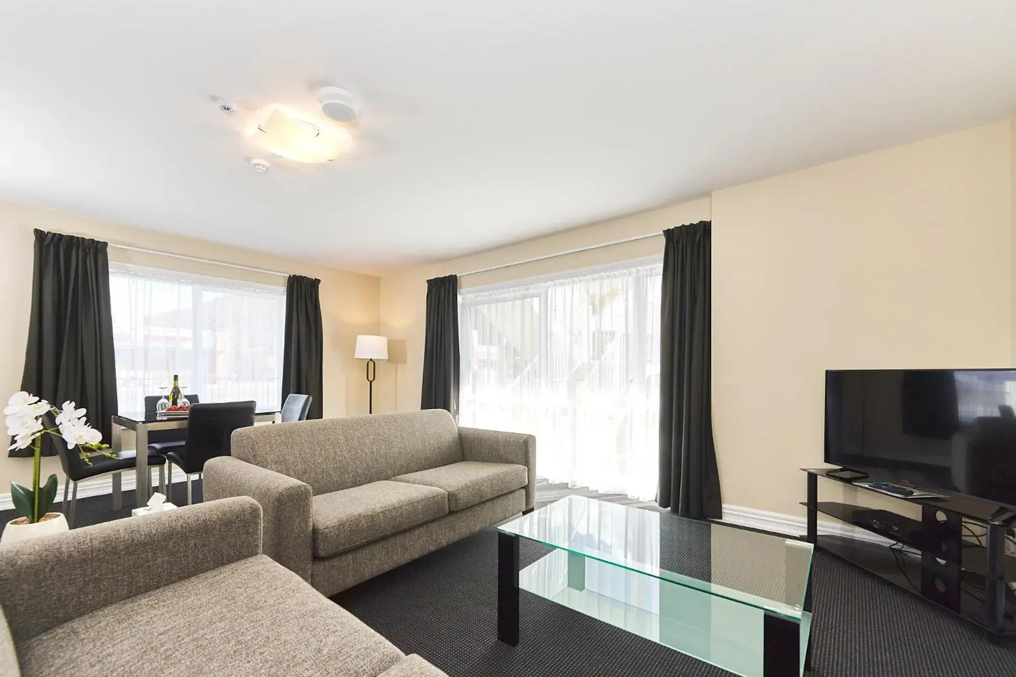 Suite with Private Pool in Newina Rotorua Suite with Private Pool in Newina Rotorua