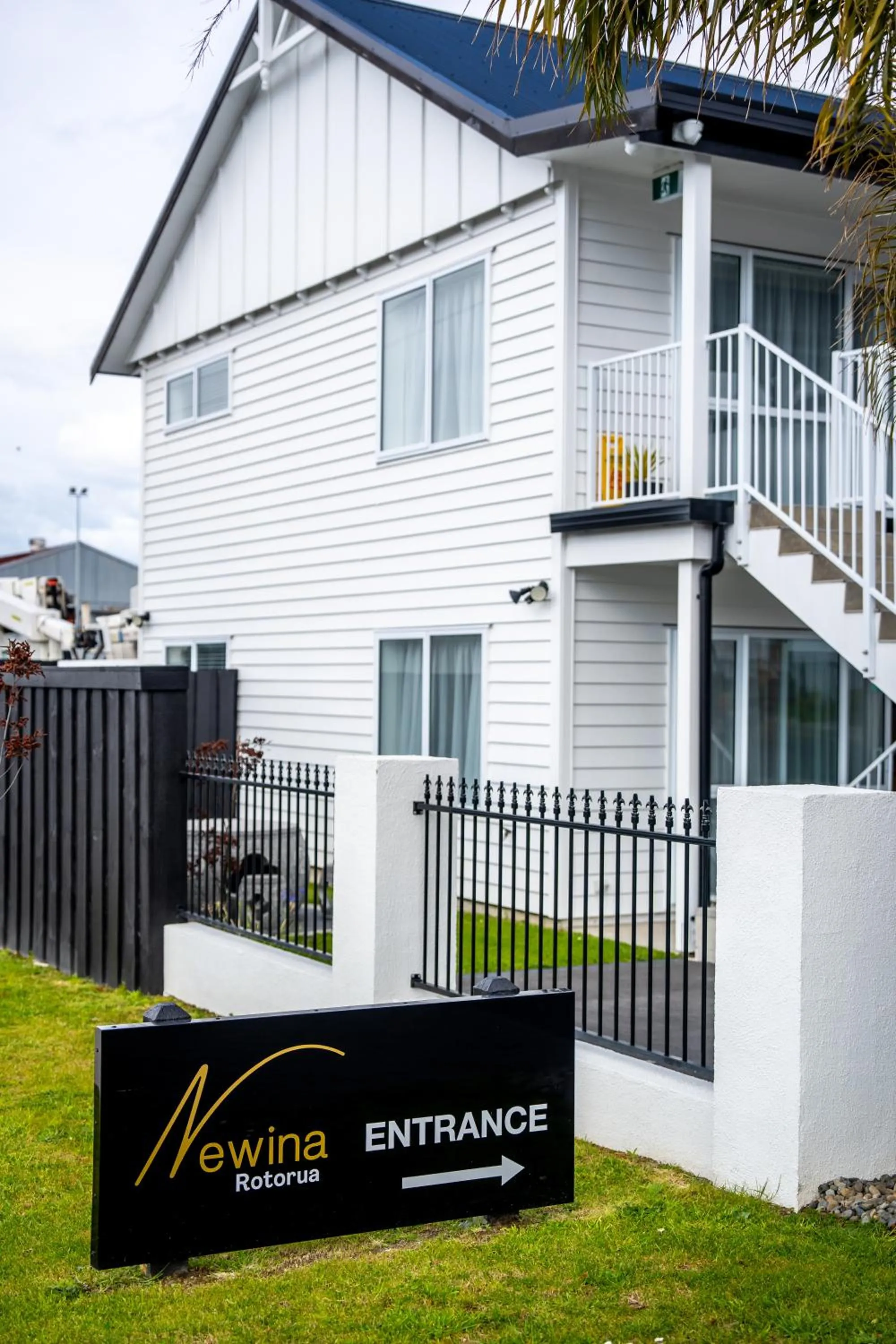 Newina Rotorua