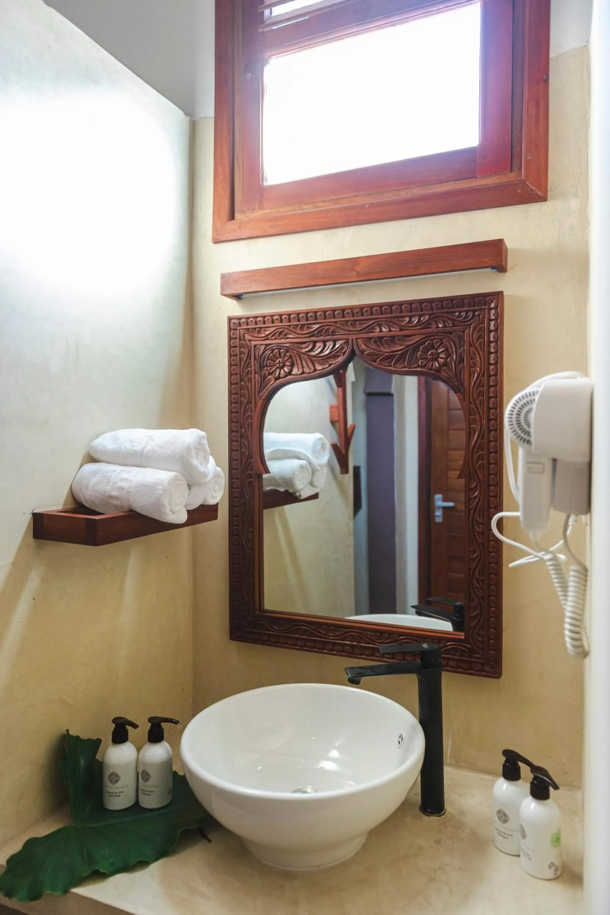 TASNEEM islamic luxury suites