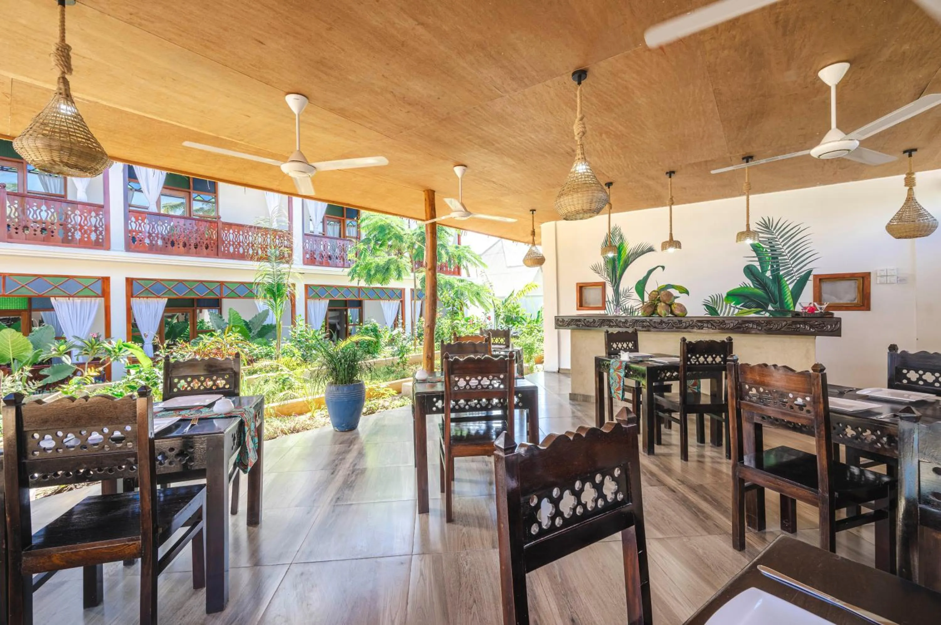 TASNEEM islamic luxury suites