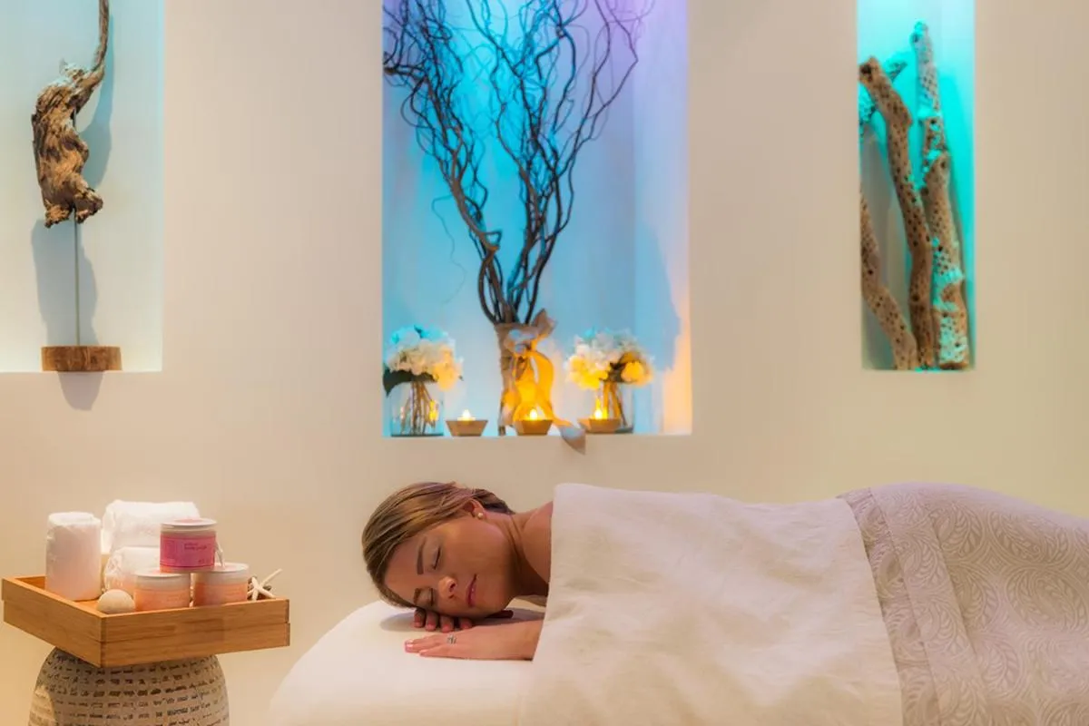 Spa and wellness centre/facilities in Bungalows at Windsong on the Reef