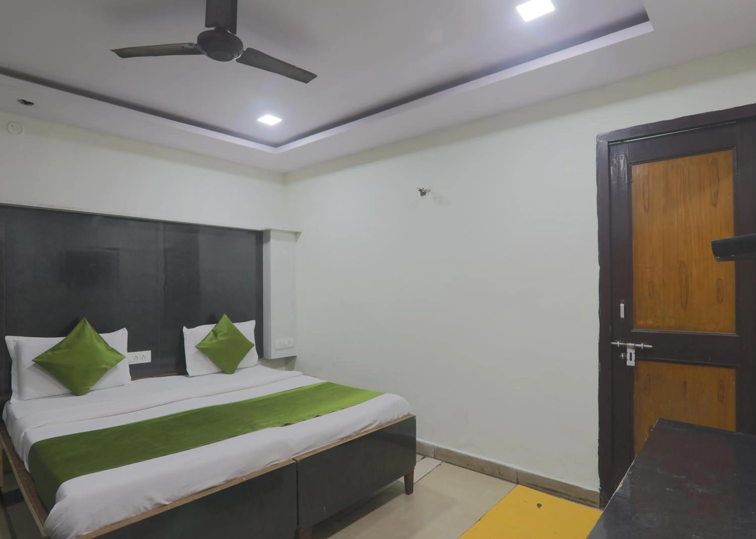 Standard Double Room - single occupancy in Hotel Dayal