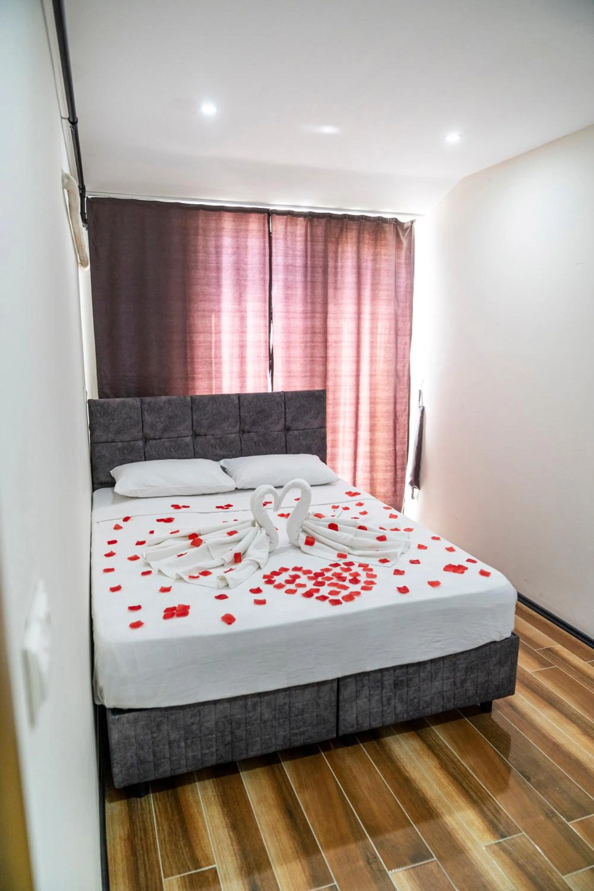 Bedroom, Bed in AYYA SUİT HOTEL