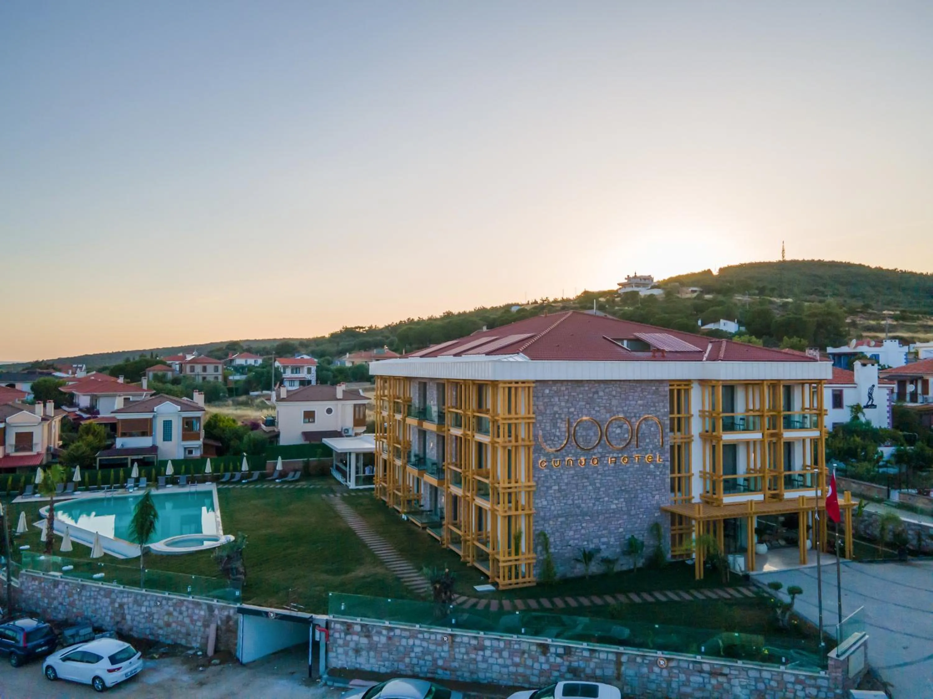 Property building in Joon Cunda