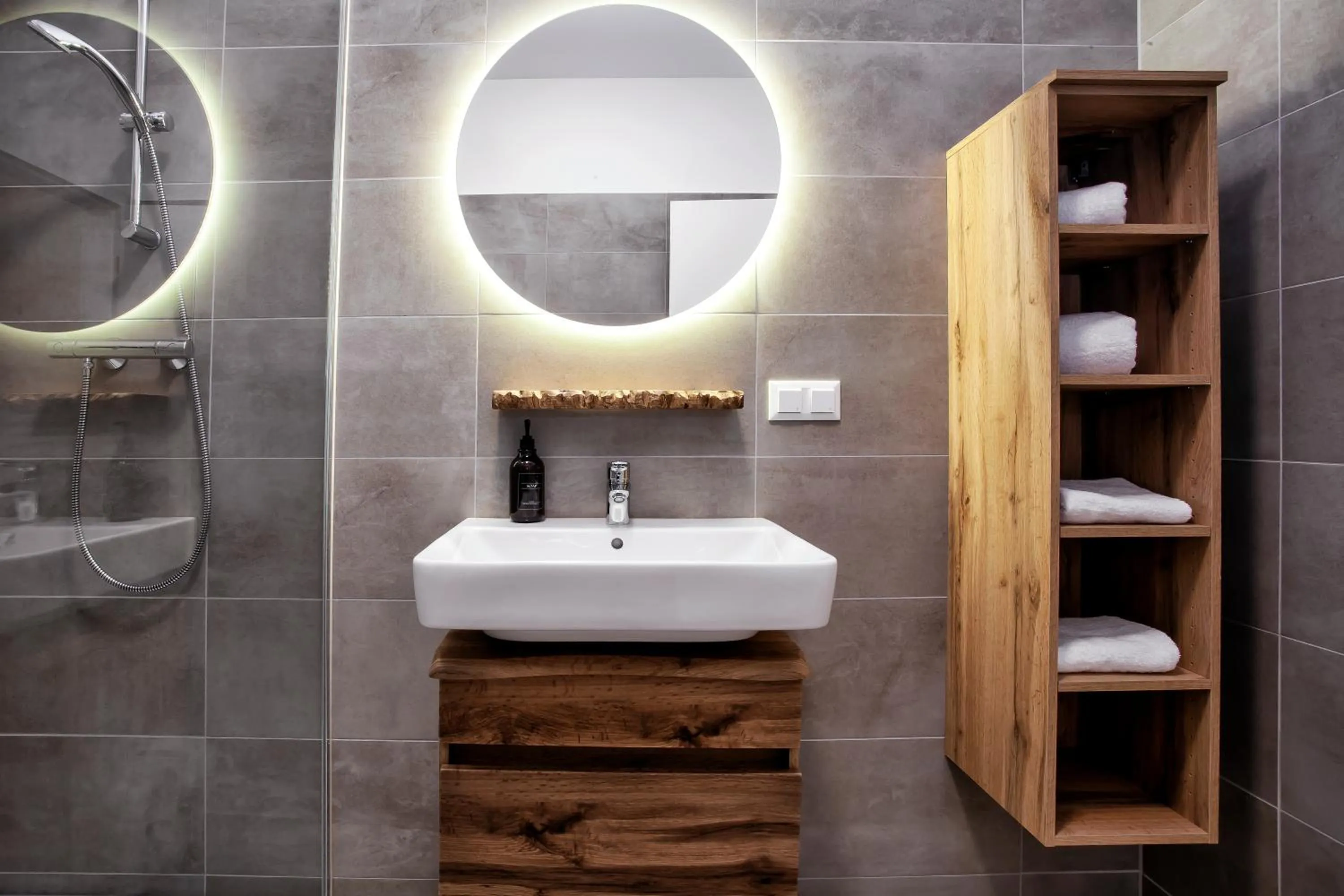 Bathroom in FERDI Margareten