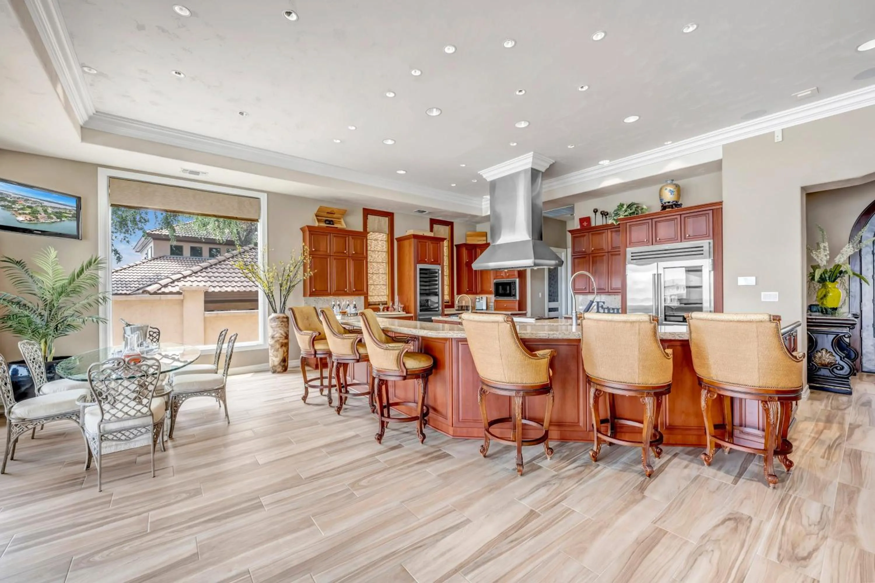 The Villa on Matern New Listing