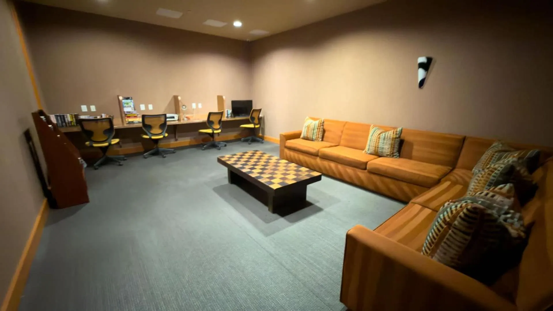 Living room in Sapphire 1706