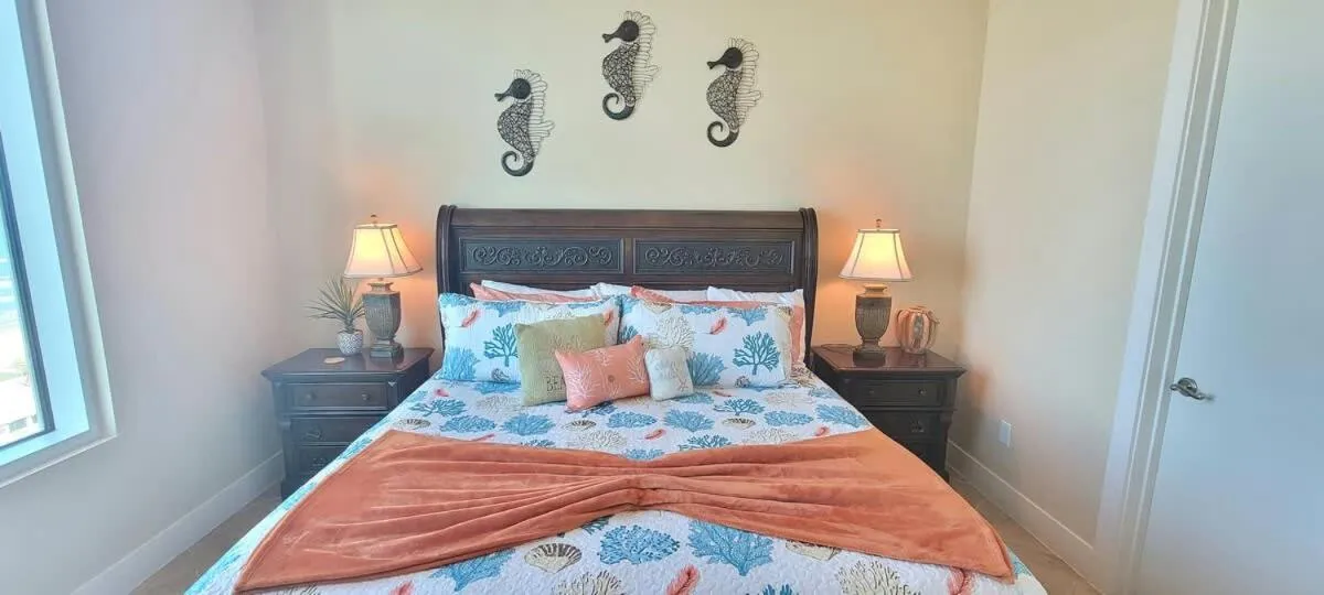 Bed in Sapphire 1706