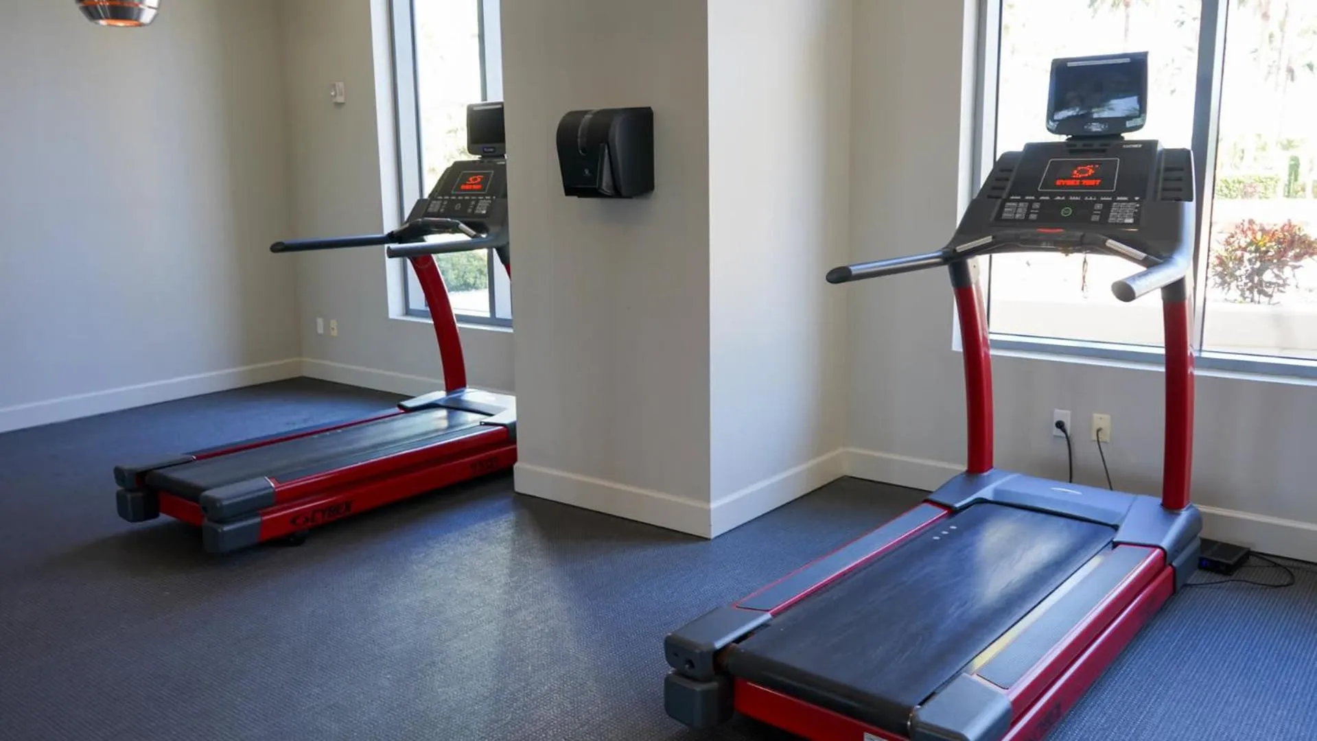 Fitness centre/facilities in Sapphire 1706