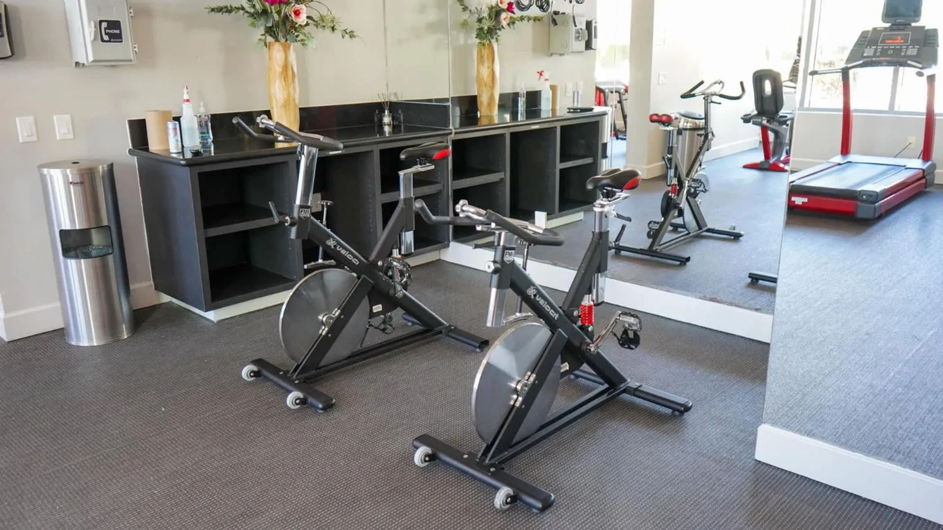 Fitness centre/facilities in Sapphire 1706