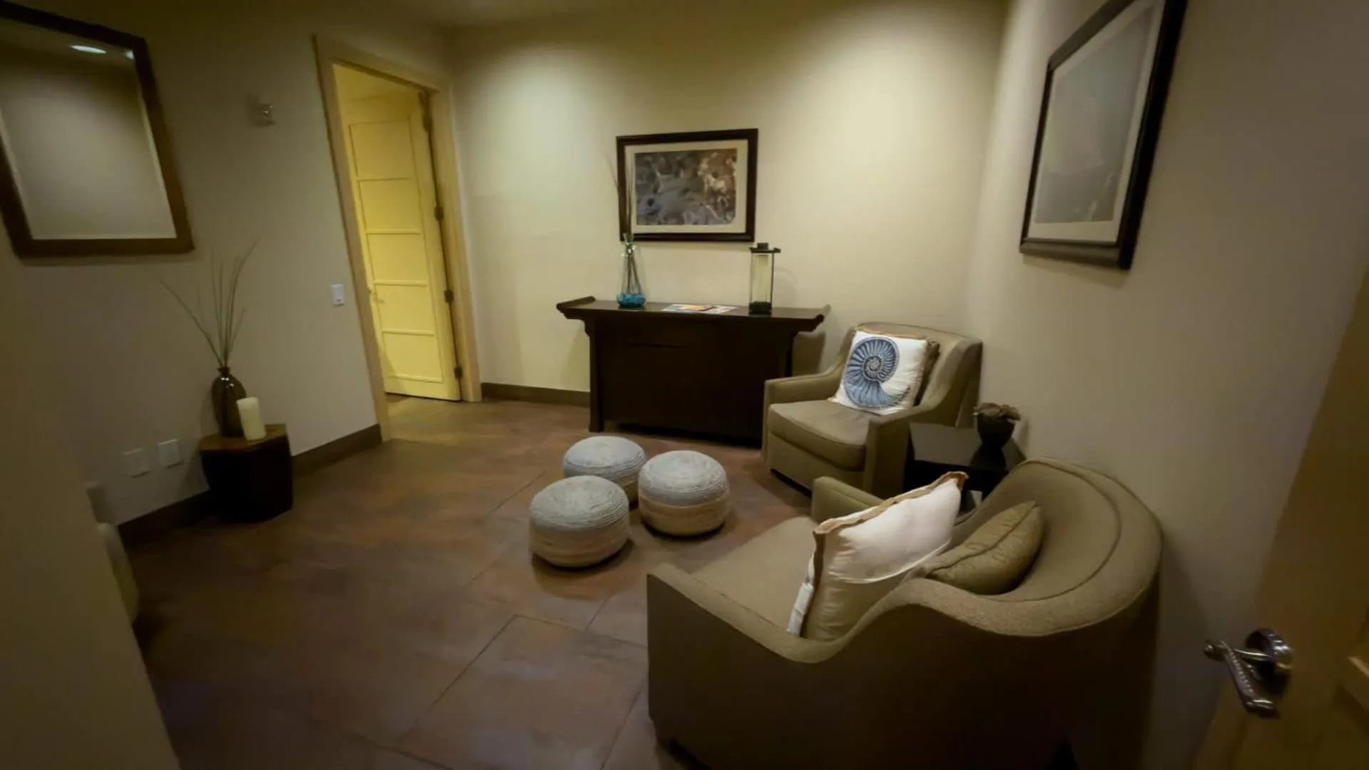 Living room in Sapphire 1706