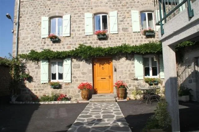 Patio in Les Chambres d'Hôtes Le Triskèle