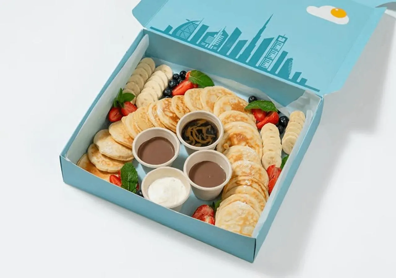 Food and drinks in Cosmos Living Dubai Arch Tower Pool, Gym & Balcony