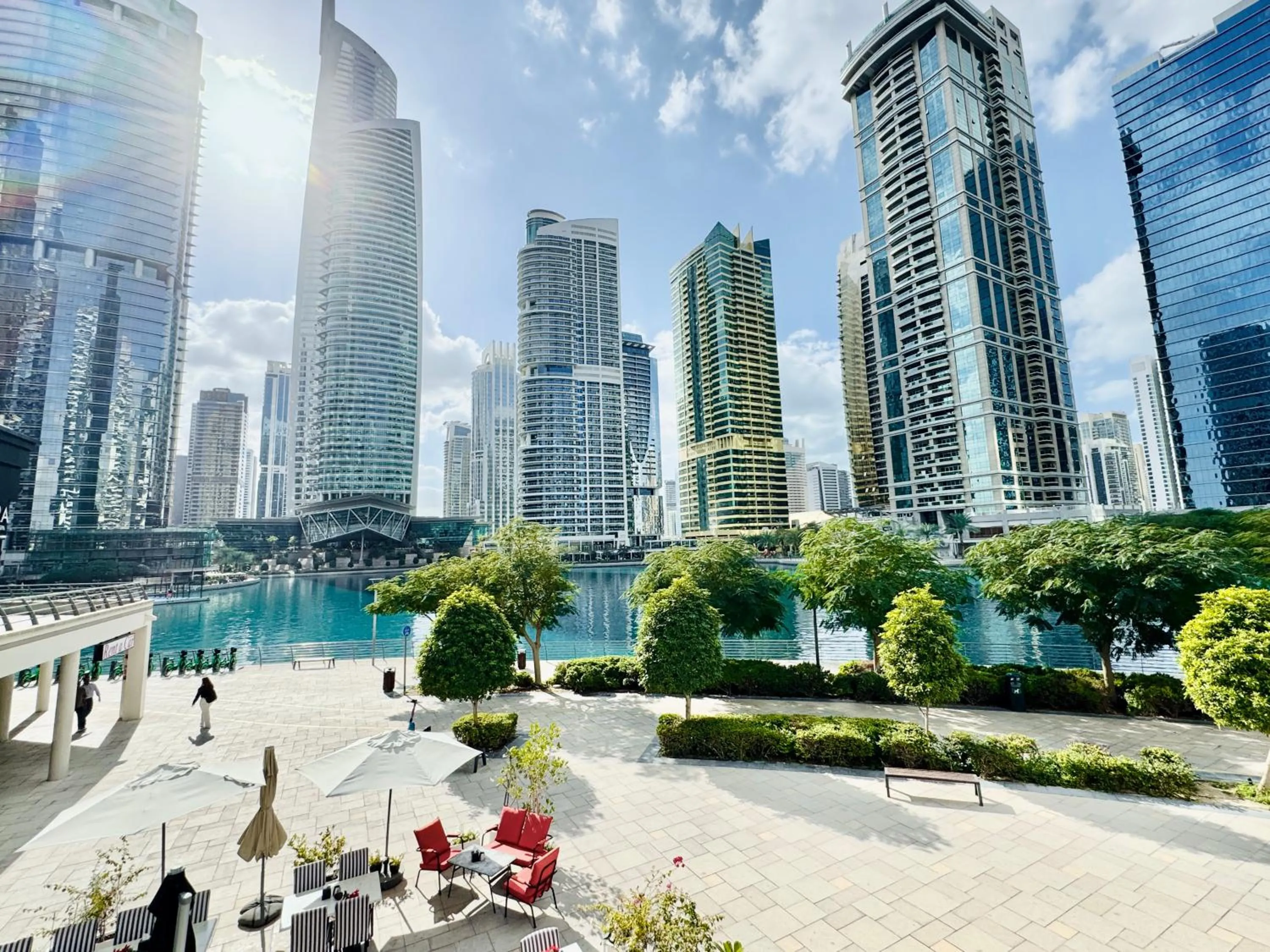 Nearby landmark in Cosmos Living Dubai Arch Tower Pool, Gym & Balcony