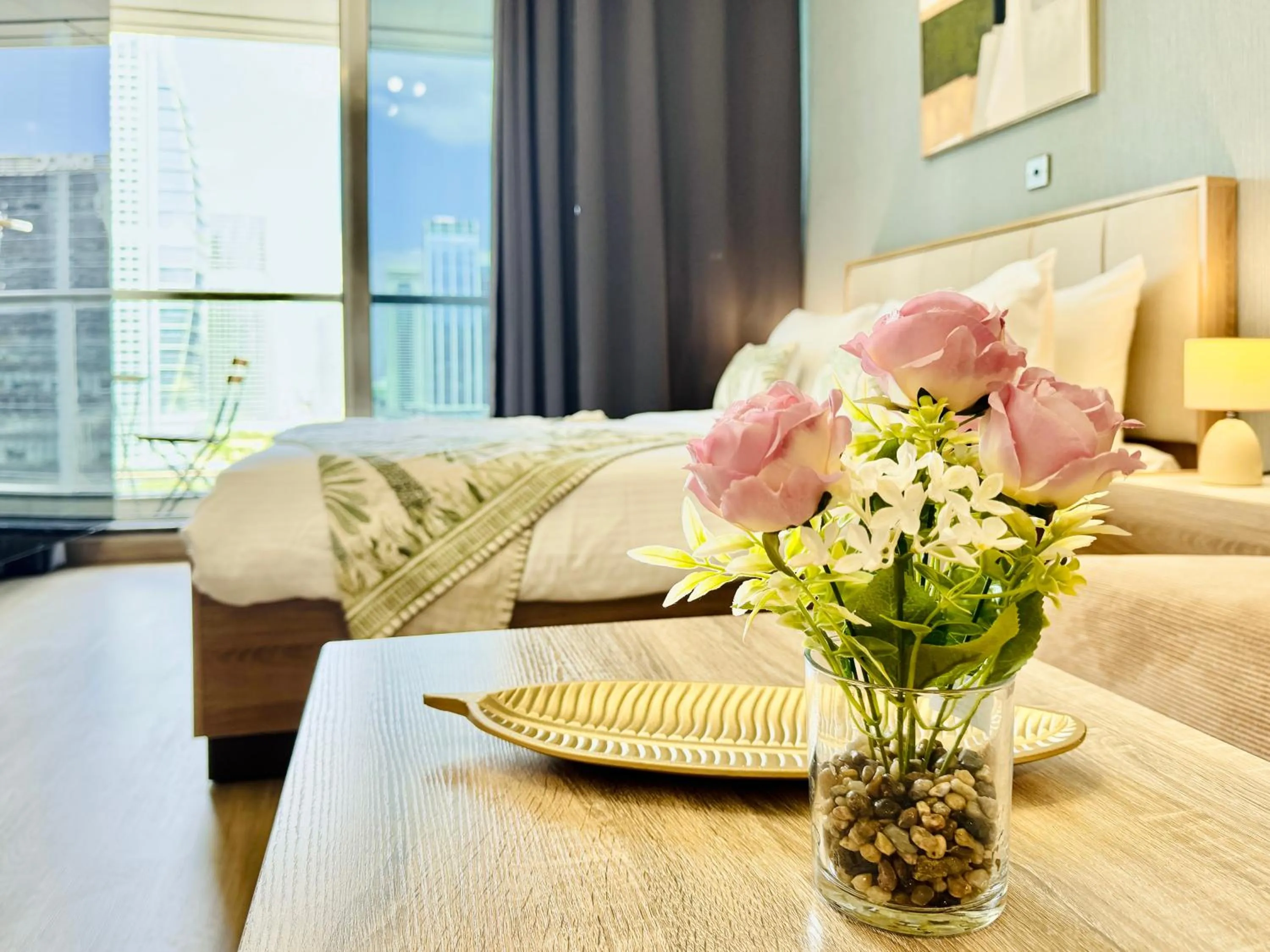 Seating area in Cosmos Living Dubai Arch Tower Pool, Gym & Balcony