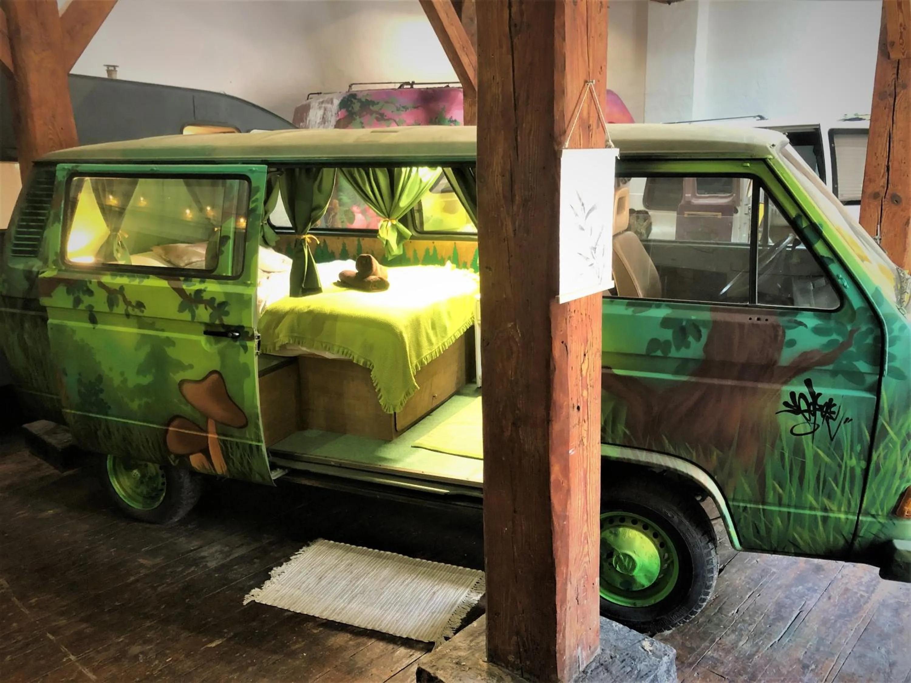 Urban Van Glamping Riga