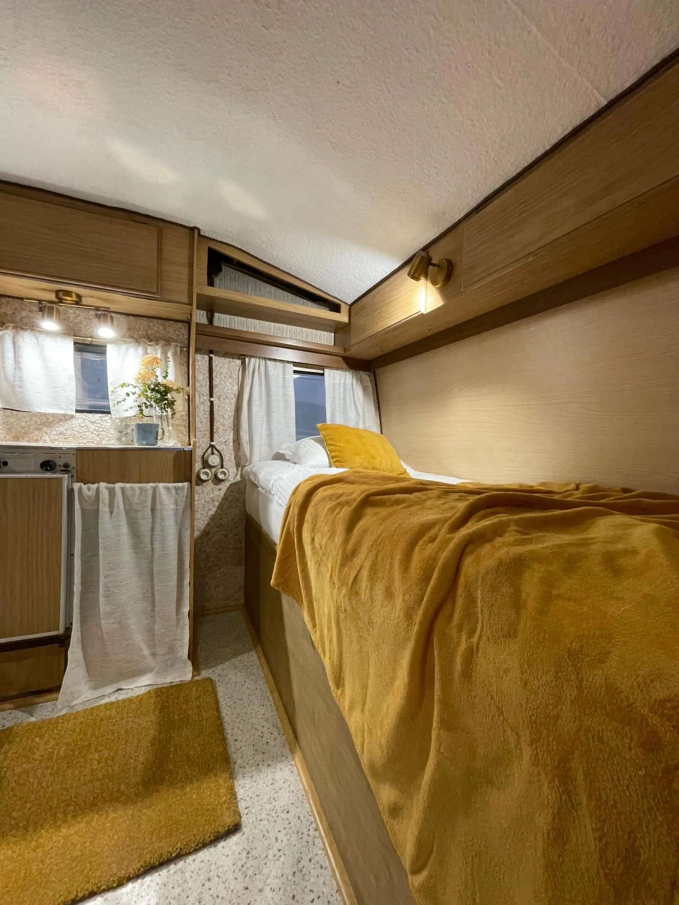 Urban Van Glamping Riga