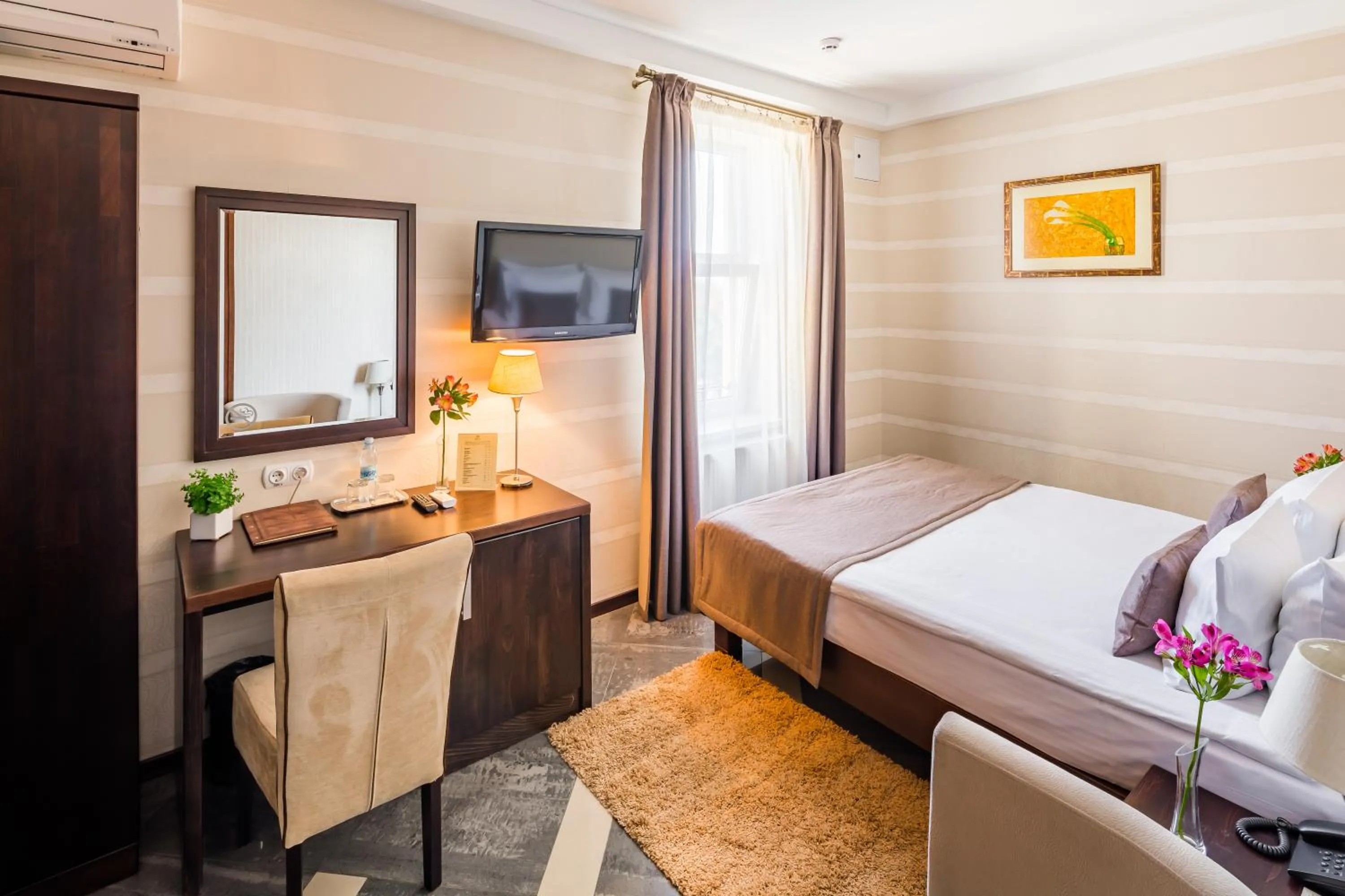 Photo of the whole room, Bed in Taurus Hotel & SPA