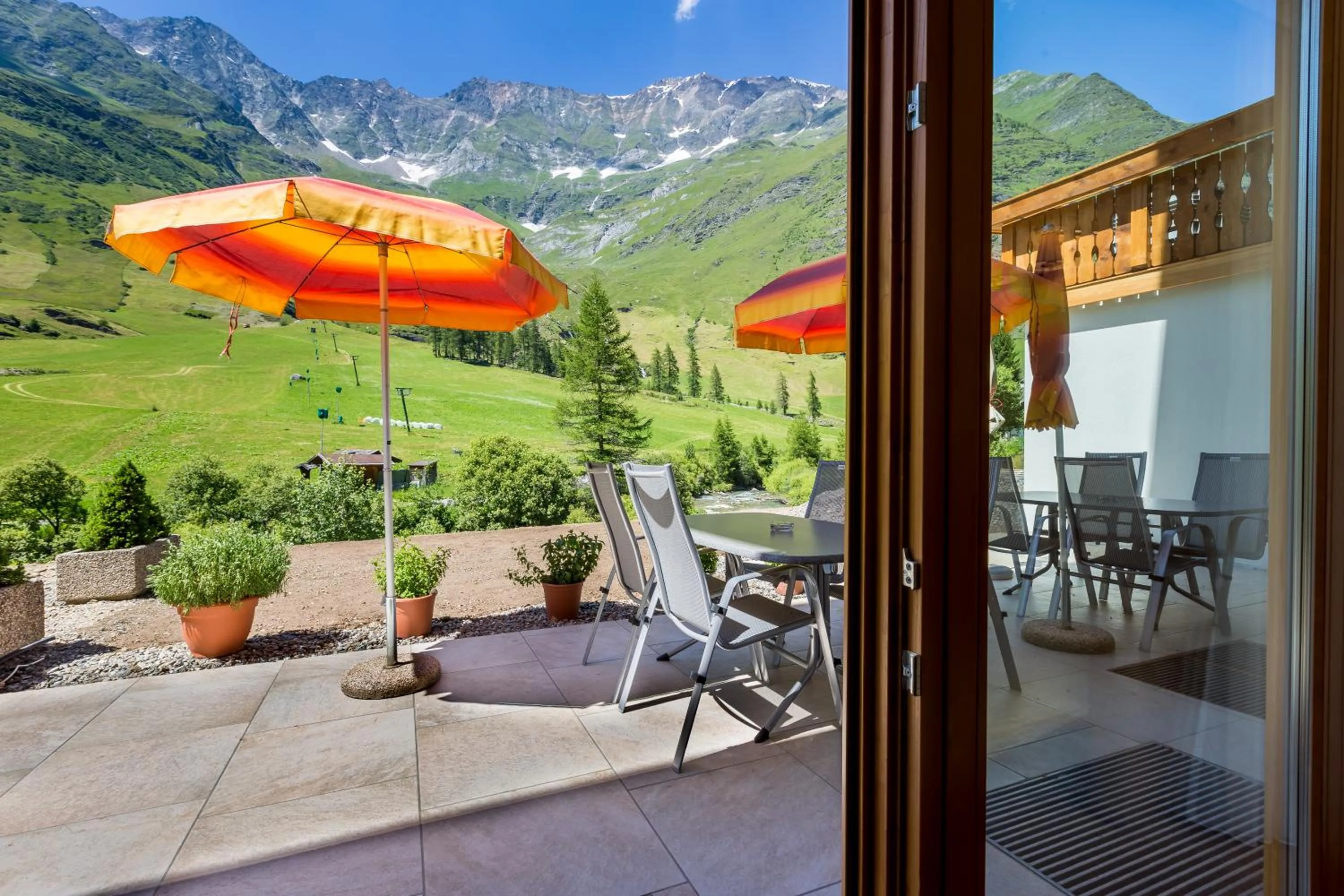 Mountain view in Hotel Restaurant Rosmarie