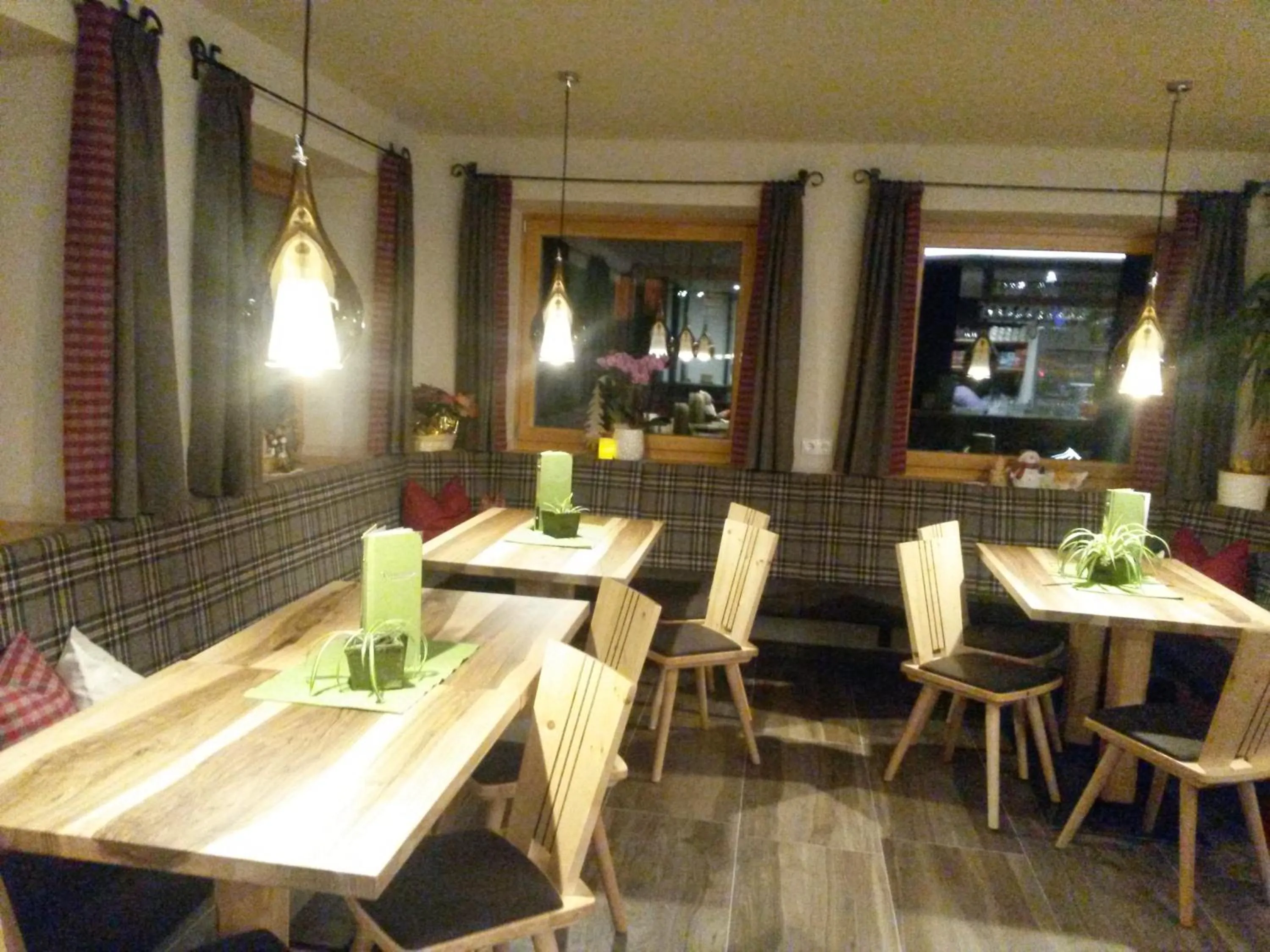 Restaurant/places to eat in Hotel Restaurant Rosmarie