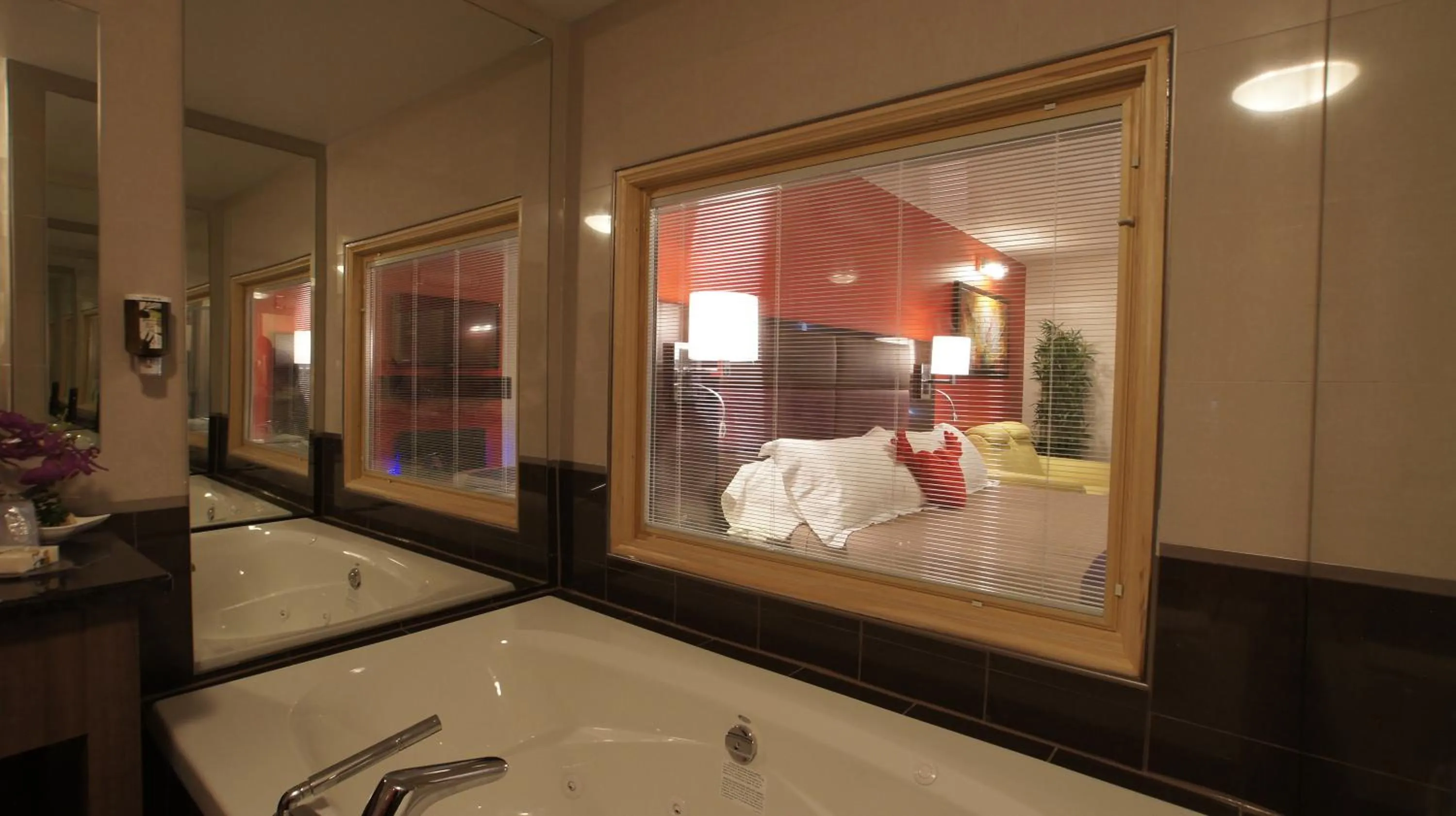 Bathroom, Bed in Dreamz Inn