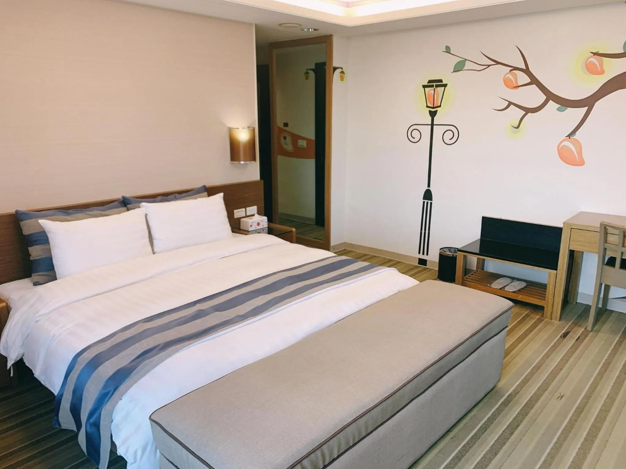 Bed in Morn Sun Hotel彰化縣旅館074號