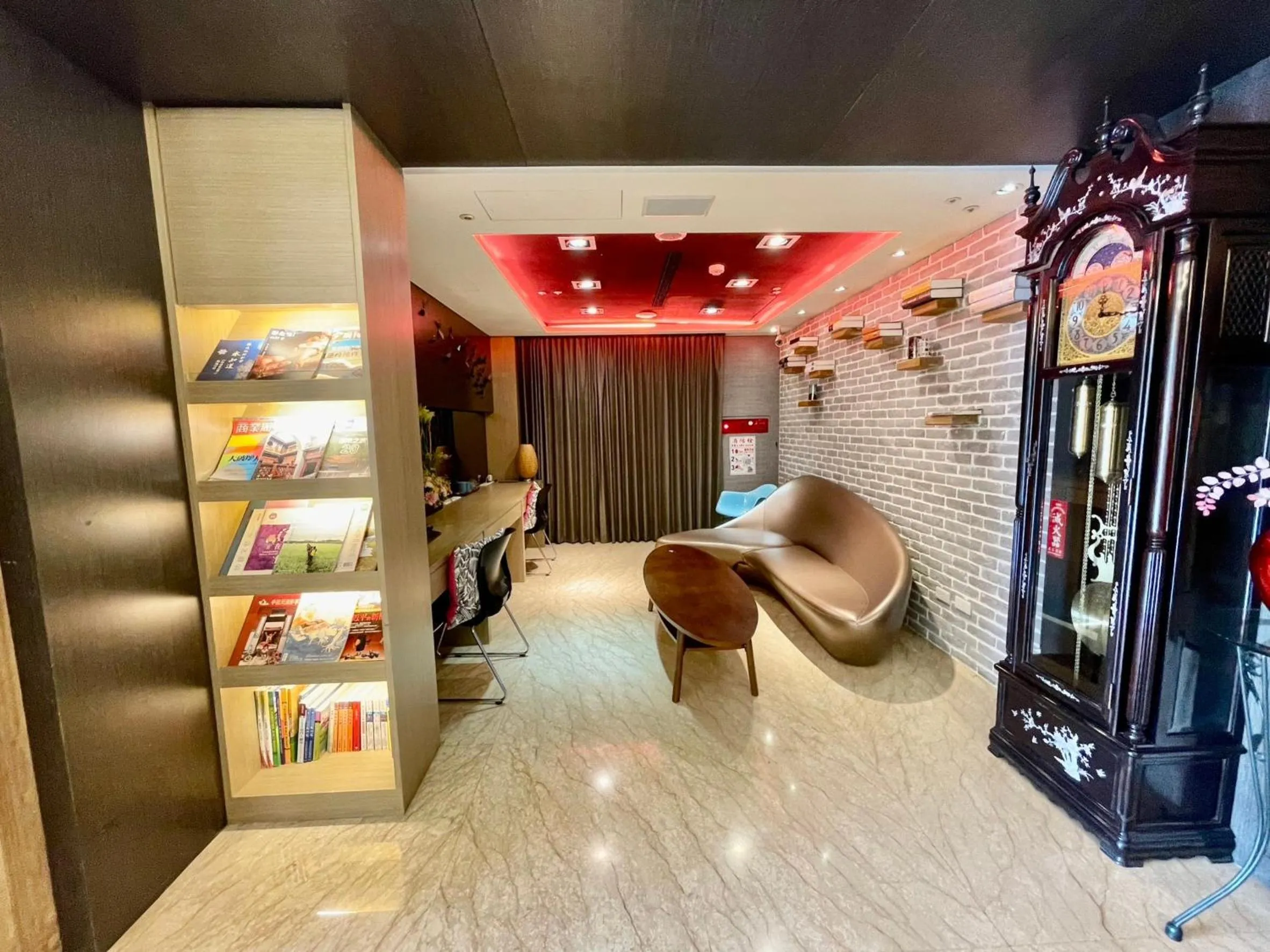 Property building in Morn Sun Hotel彰化縣旅館074號