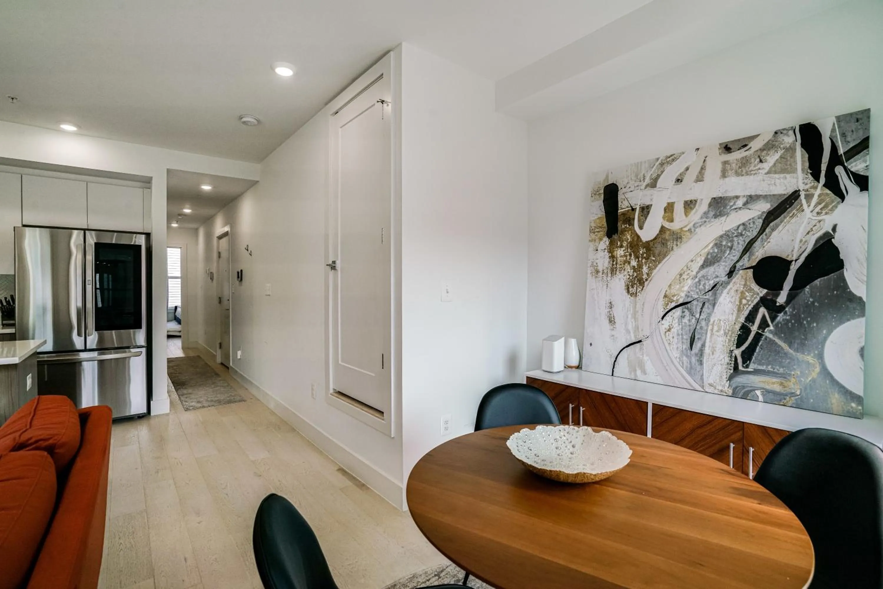 Dining area in Luxury 2 bed 2 bath Suite in Washington DC