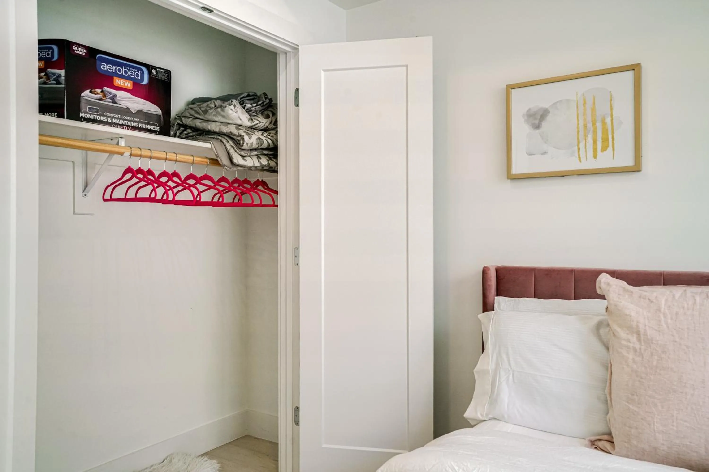 Bedroom, Bed in Luxury 2 bed 2 bath Suite in Washington DC