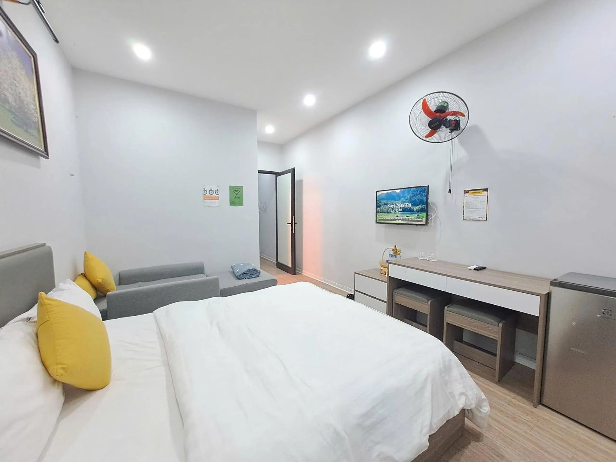 Bed in Blue Homestay Cau Giay