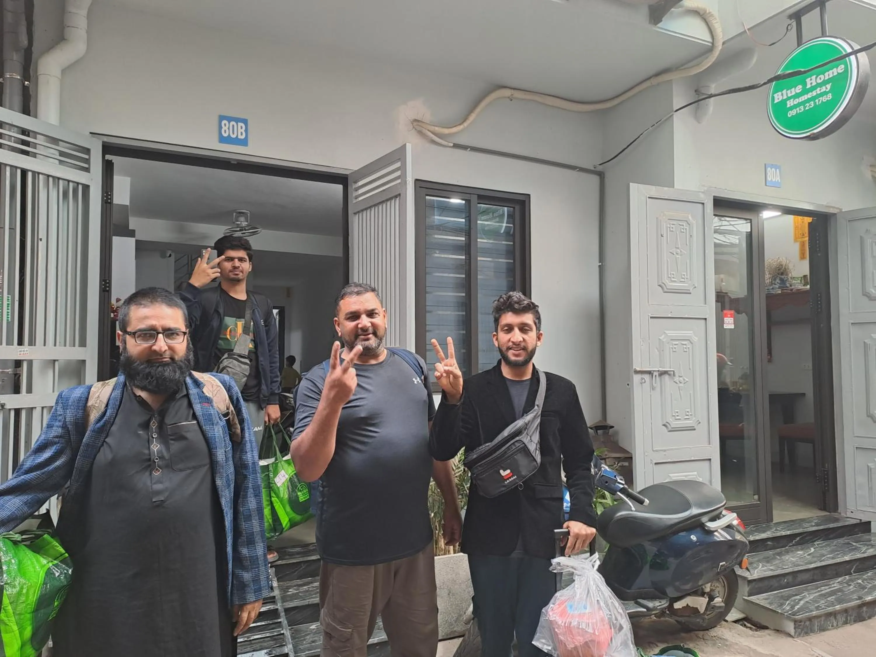 Facade/entrance in Blue Homestay Cau Giay